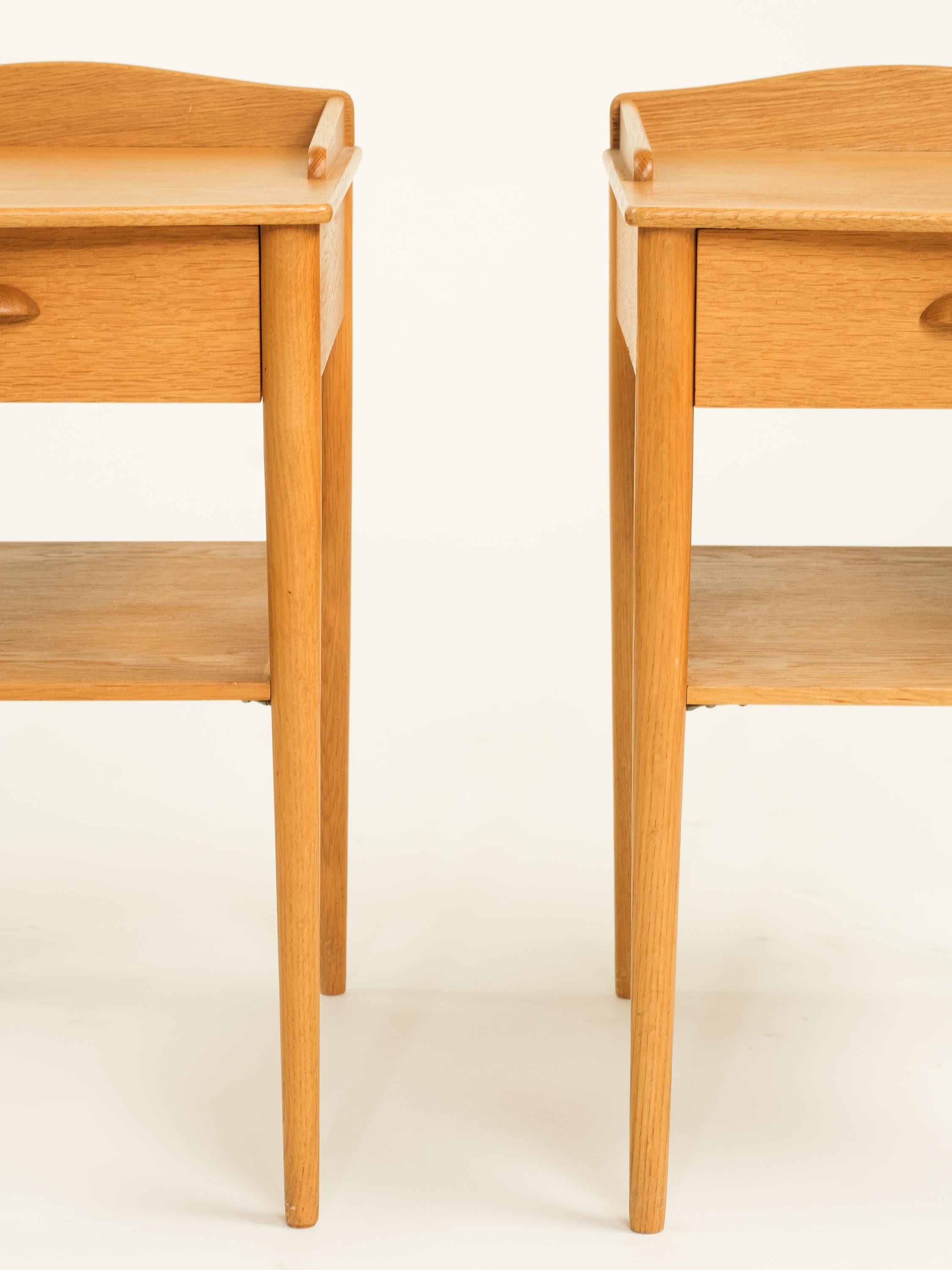 Pair of Oak Bedside Tables by Ab Erik Andersson for Rottne, Sweden, 1960s For Sale 2
