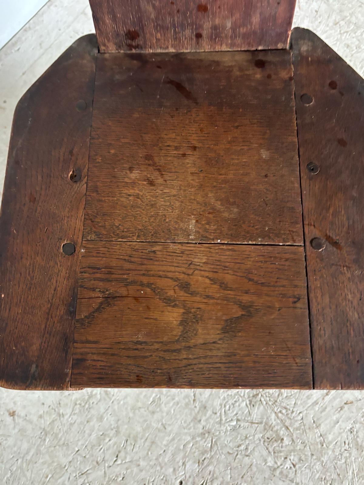 Moderno Coppia di sedie brutaliste in Oak in vendita