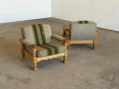 Paire de chaises longues brutalistes en Oak, Henning Kjærnulf, 1960s