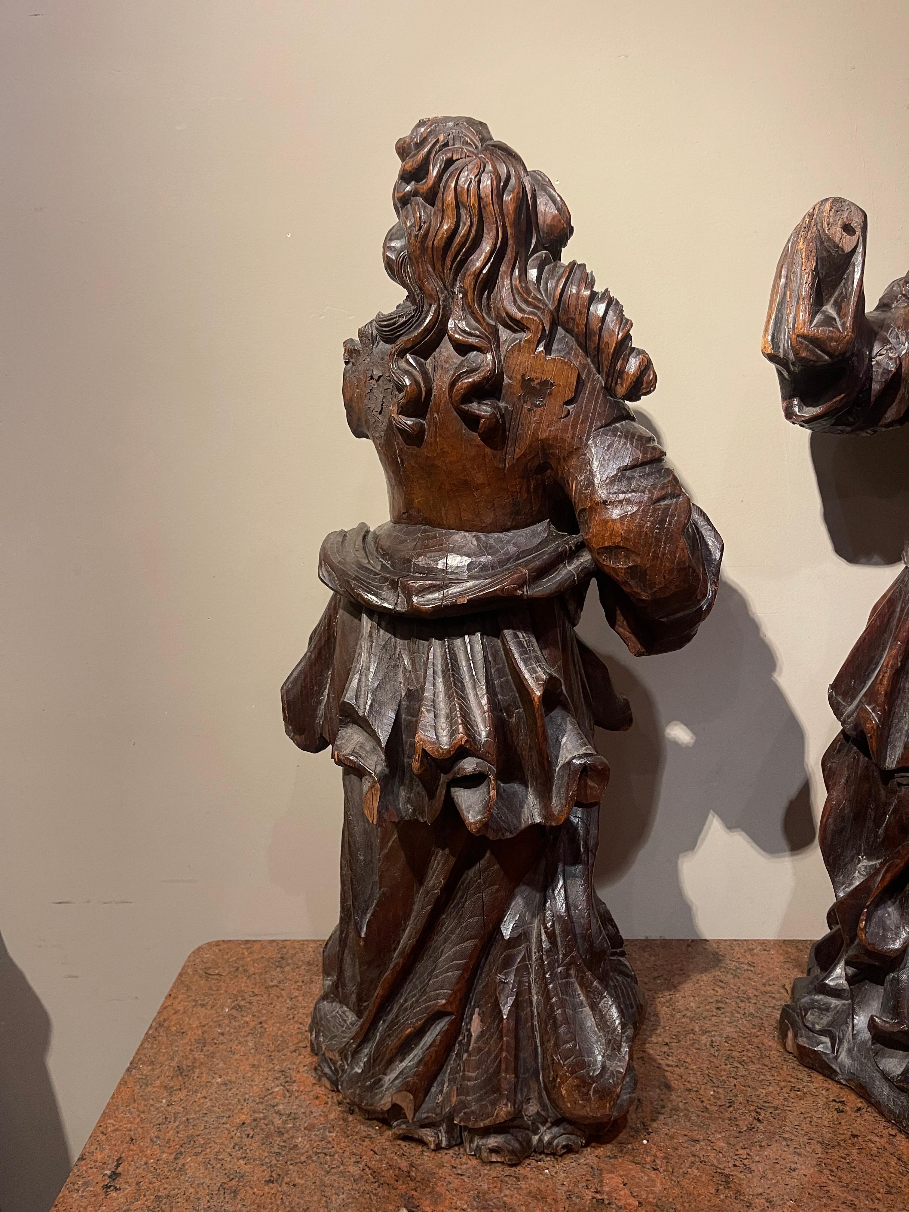 Hand-Carved Pair of Oak Ceroferarius Angels , Flanders , 17th Century For Sale