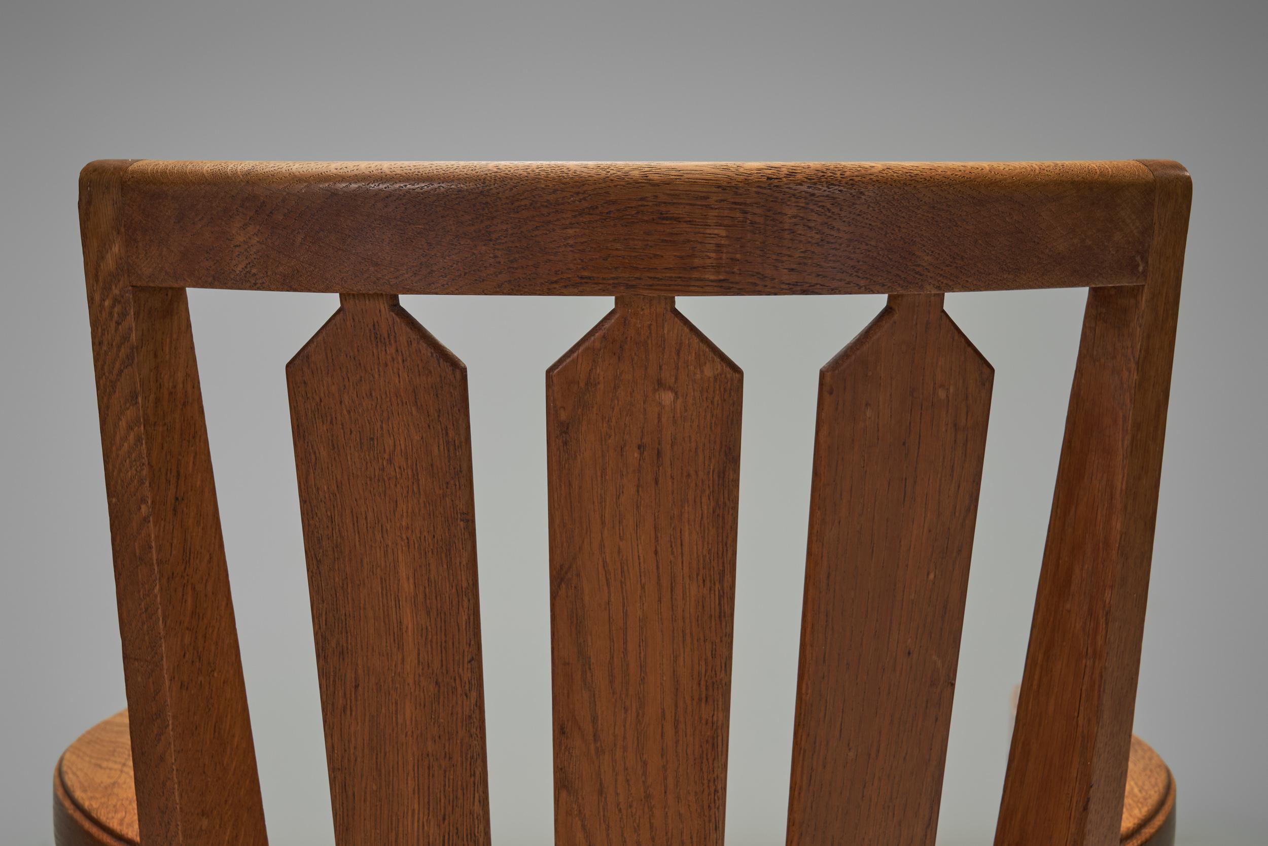 Pair of Oak Chairs by Guillerme et Chambron, France Mid-20th Century For Sale 9