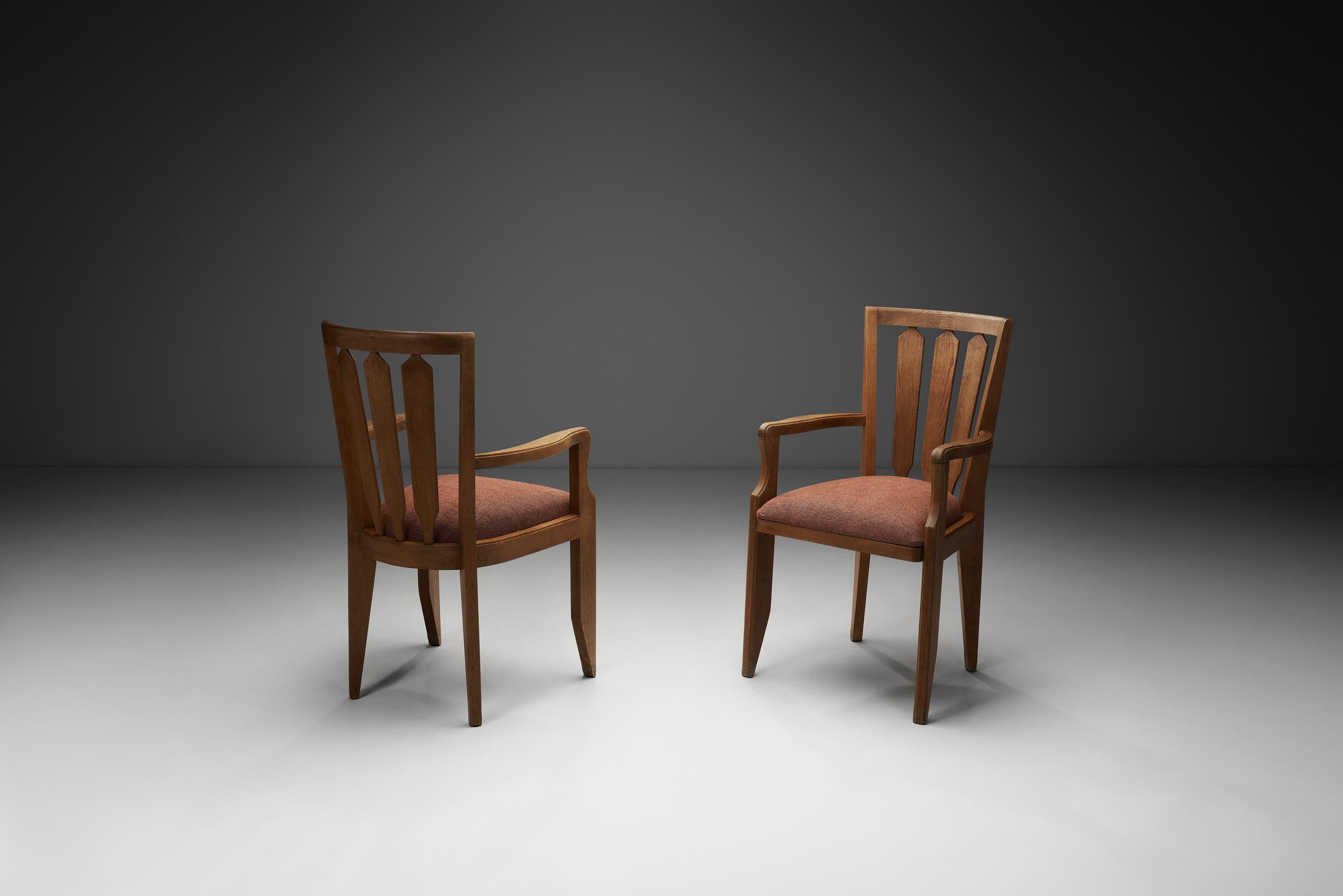 Pair of Oak Chairs by Guillerme et Chambron, France Mid-20th Century In Good Condition For Sale In Utrecht, NL