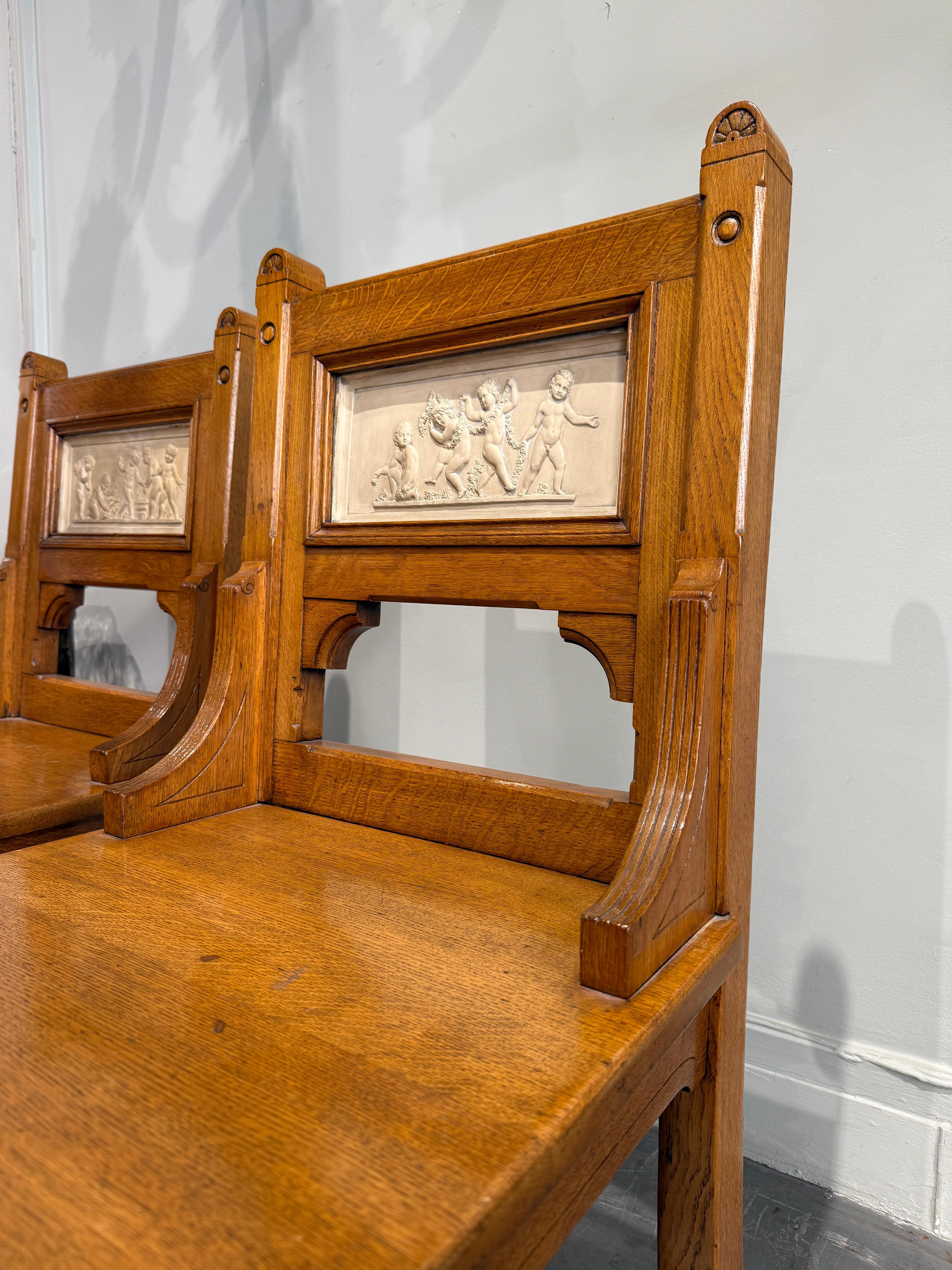 Pair of oak chairs Carlo Spicciani Italy circa 1920 In Good Condition For Sale In PARIS, FR
