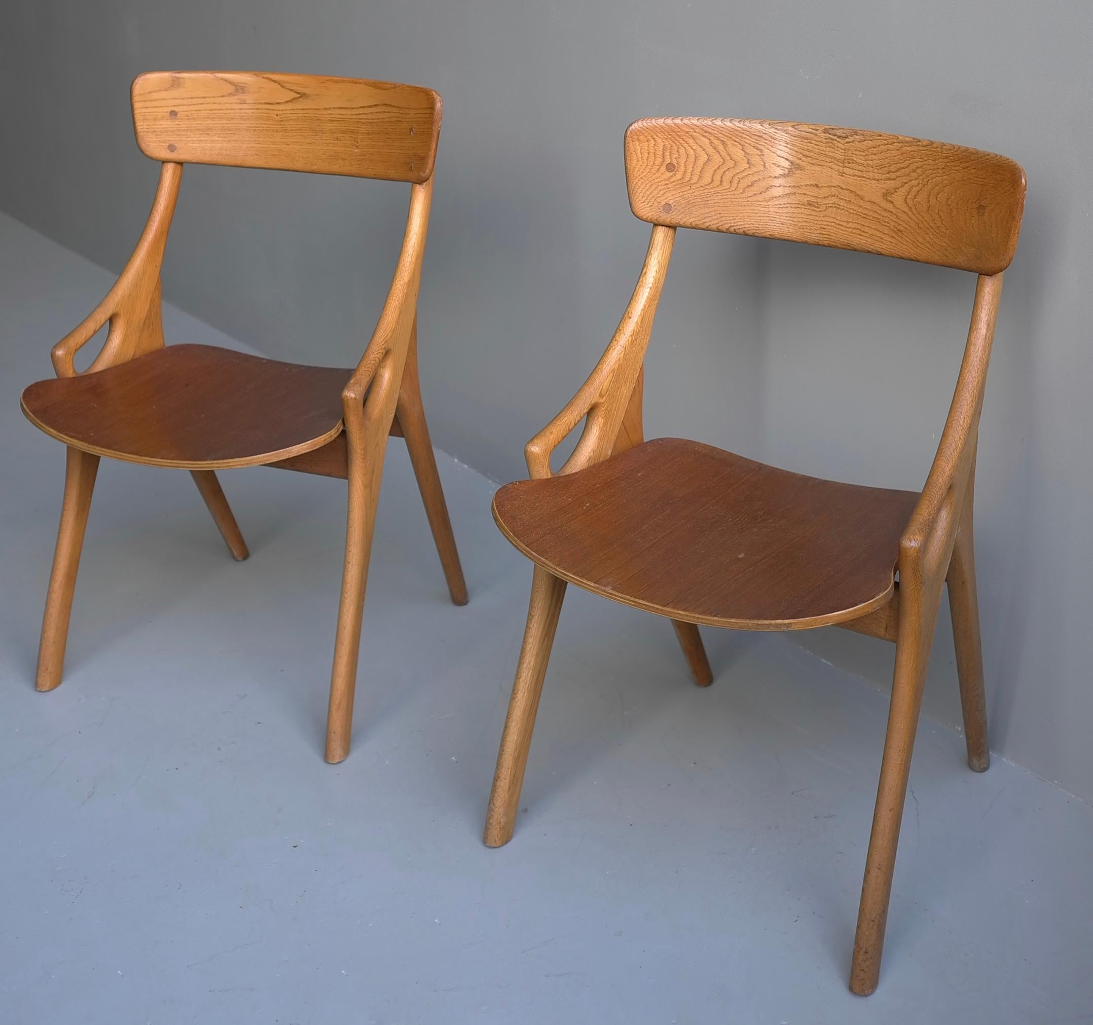 Pair of Oak Danish Dining or Side Chairs by Arne Hovmand-Olsen, Denmark, 1958 7