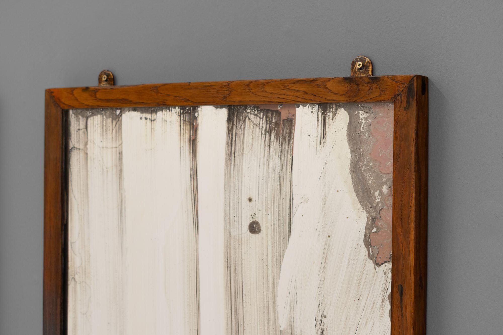 Industriale Coppia di specchi con cornice di Oak in vendita