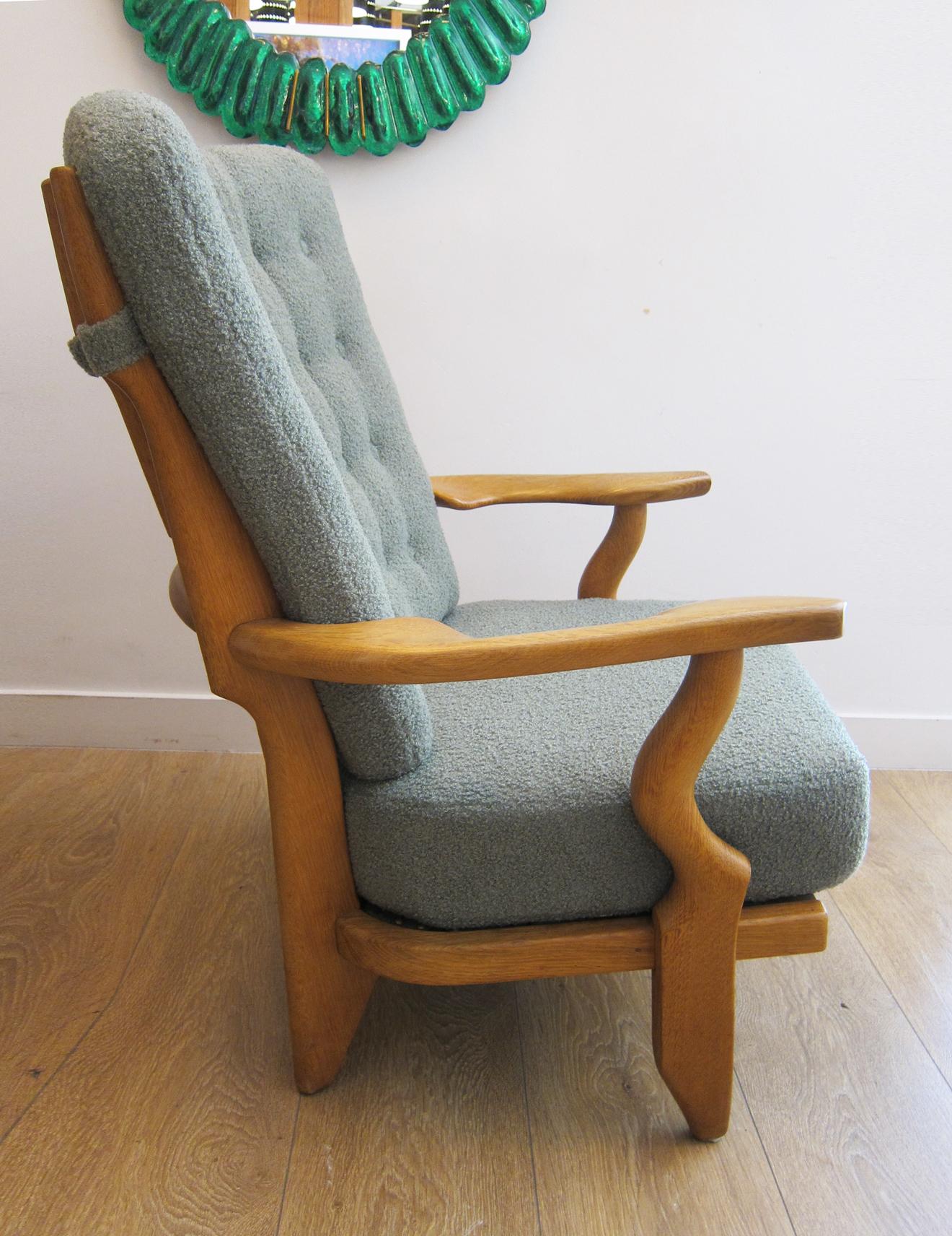 Pair of Oak Lounge Chairs by Guillerme et Chambron, France 1960 In Excellent Condition In Miami, FL