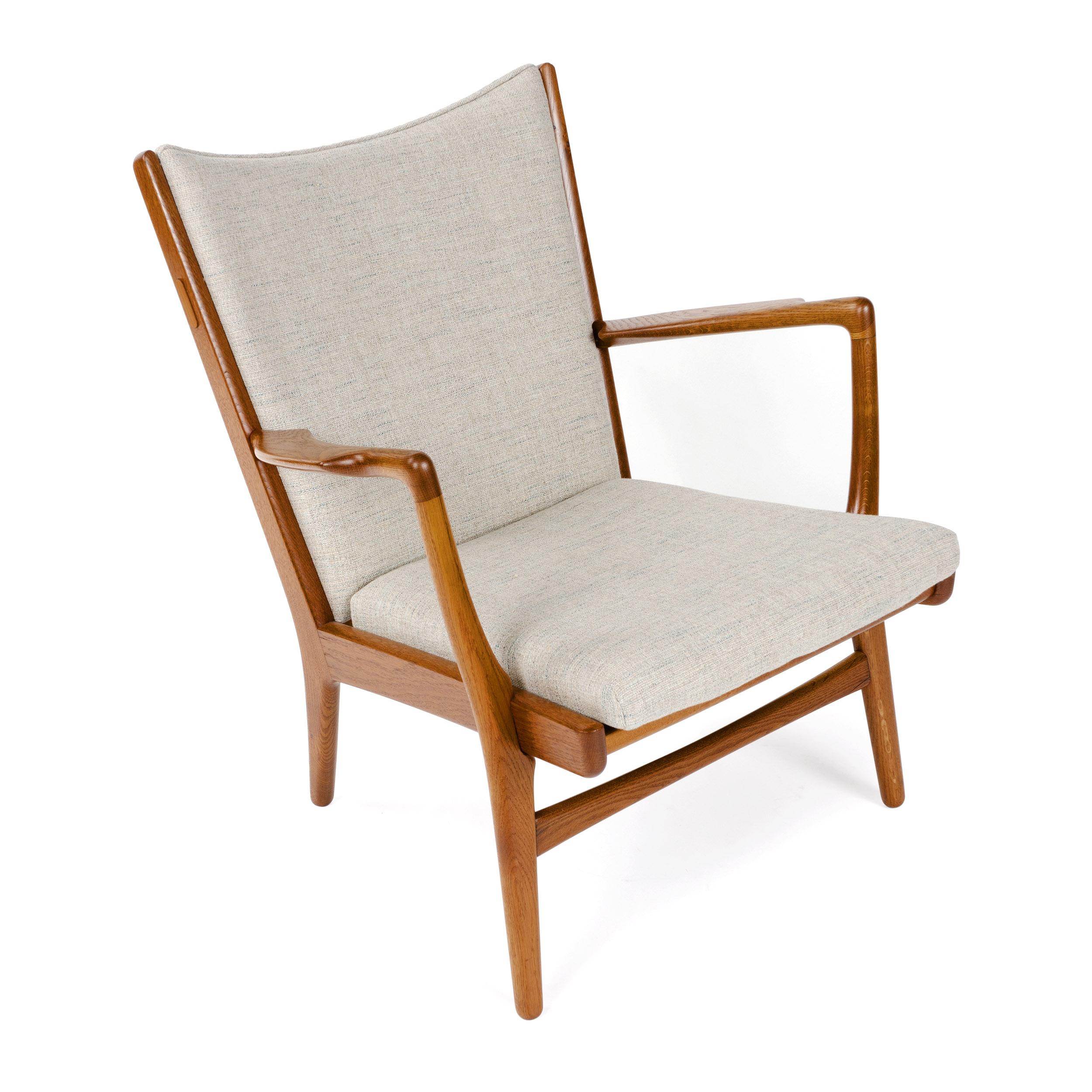 Scandinavian Modern Pair of Oak Lounge Chairs by Hans Wegner 'Set of 2'