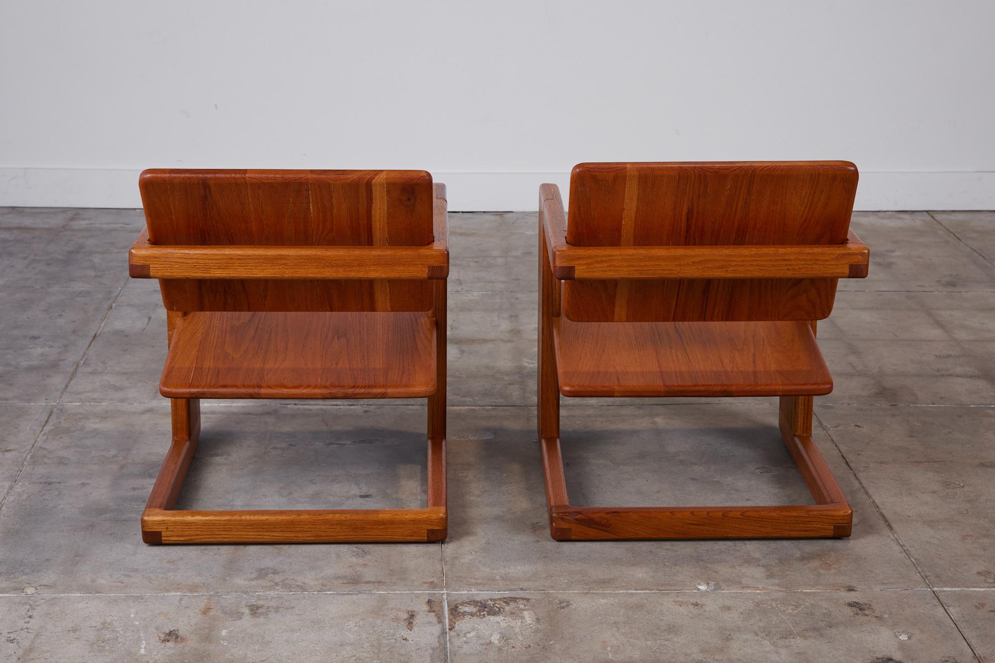 Pair of Oak Lounge Chairs in the Style of Lou Hodges In Excellent Condition In Los Angeles, CA