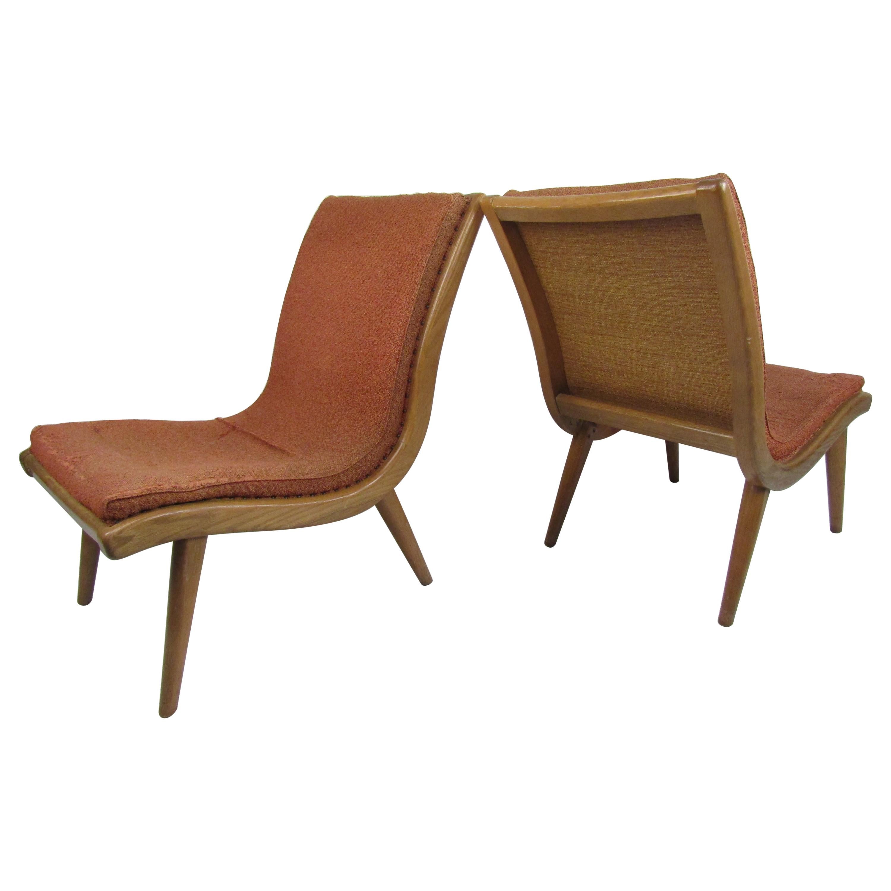 Pair of Oak Mid-Century Modern Bentwood Scoop Chairs