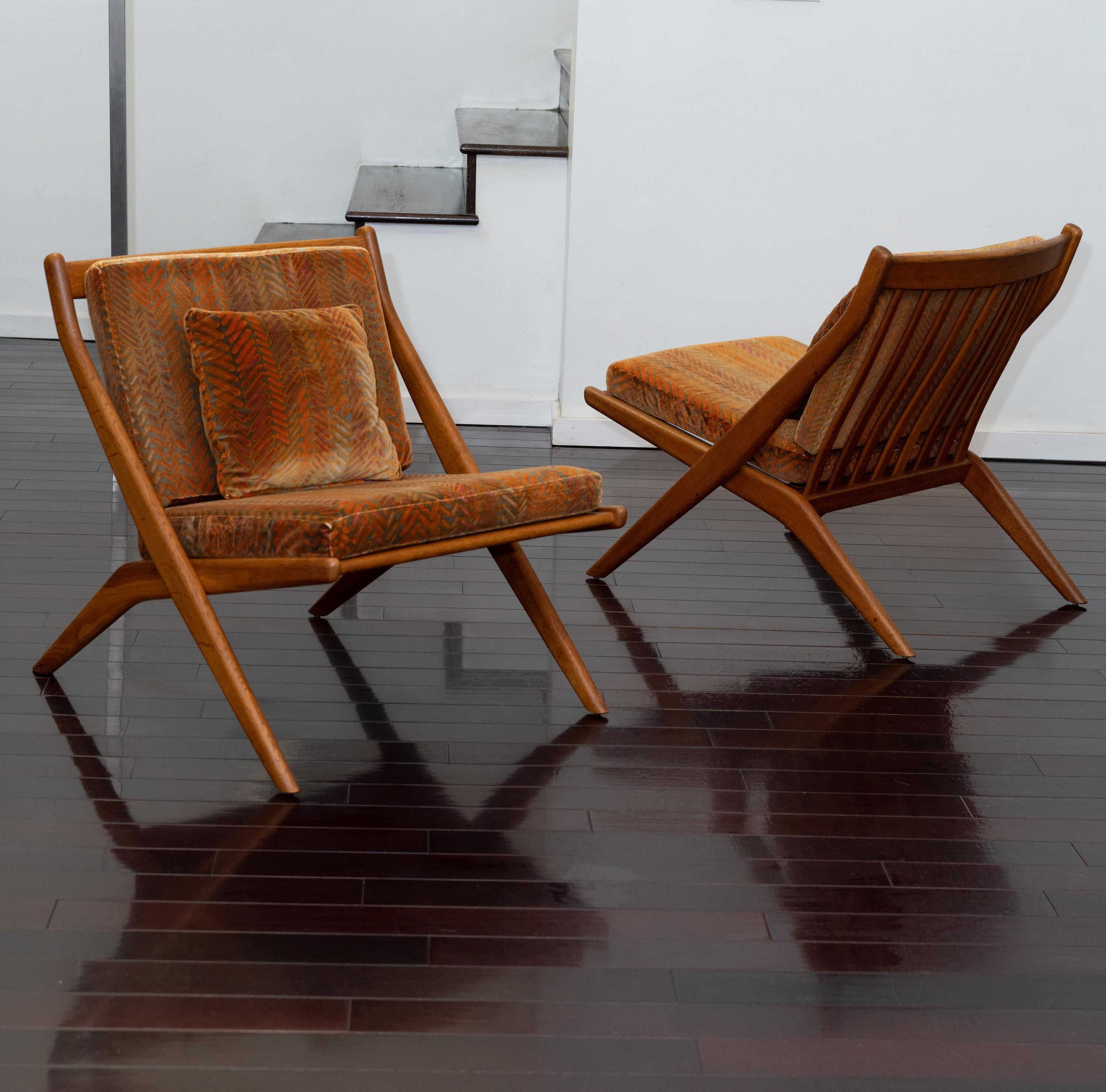 Mid-Century Modern Pair of Oak Scissor Chairs by Folke Ohlsson for DUX Incorporated For Sale