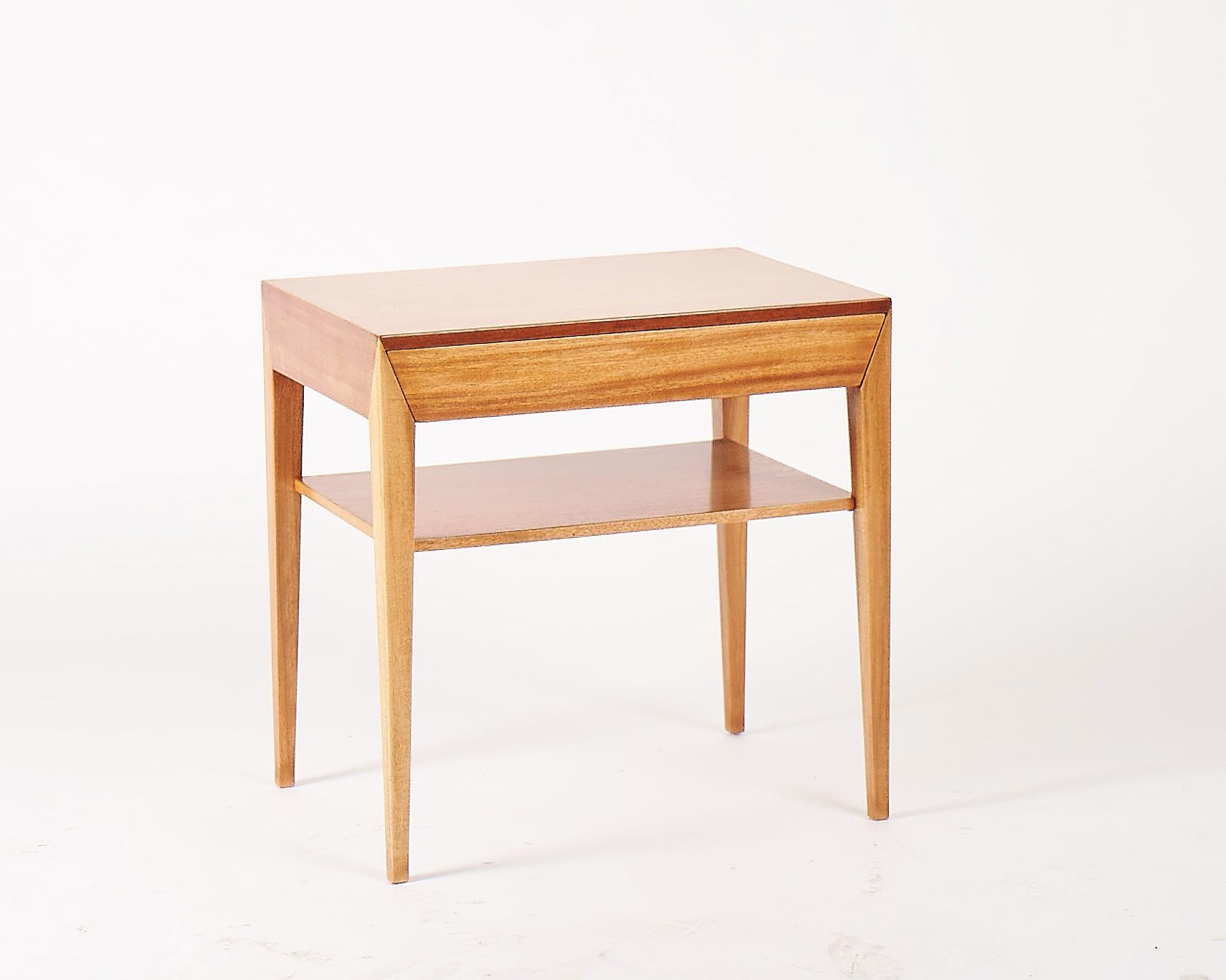 Mid-Century Modern Pair of Oak Side Tables, Denmark, Mid-20th Century