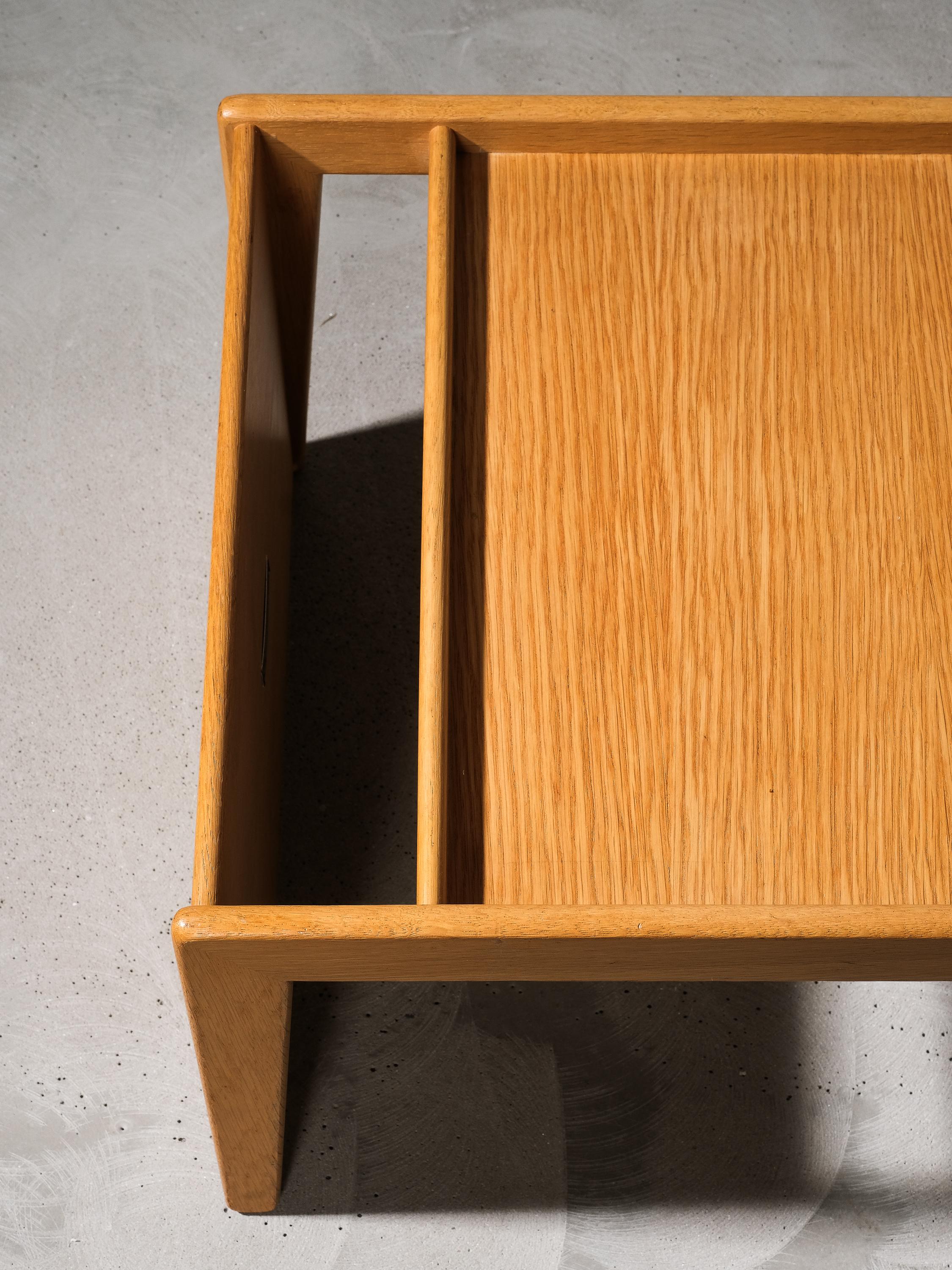 Pair of Oak Triva Side Tables by Yngvar Sandström for Nordiska Kompaniet, 1960s For Sale 4