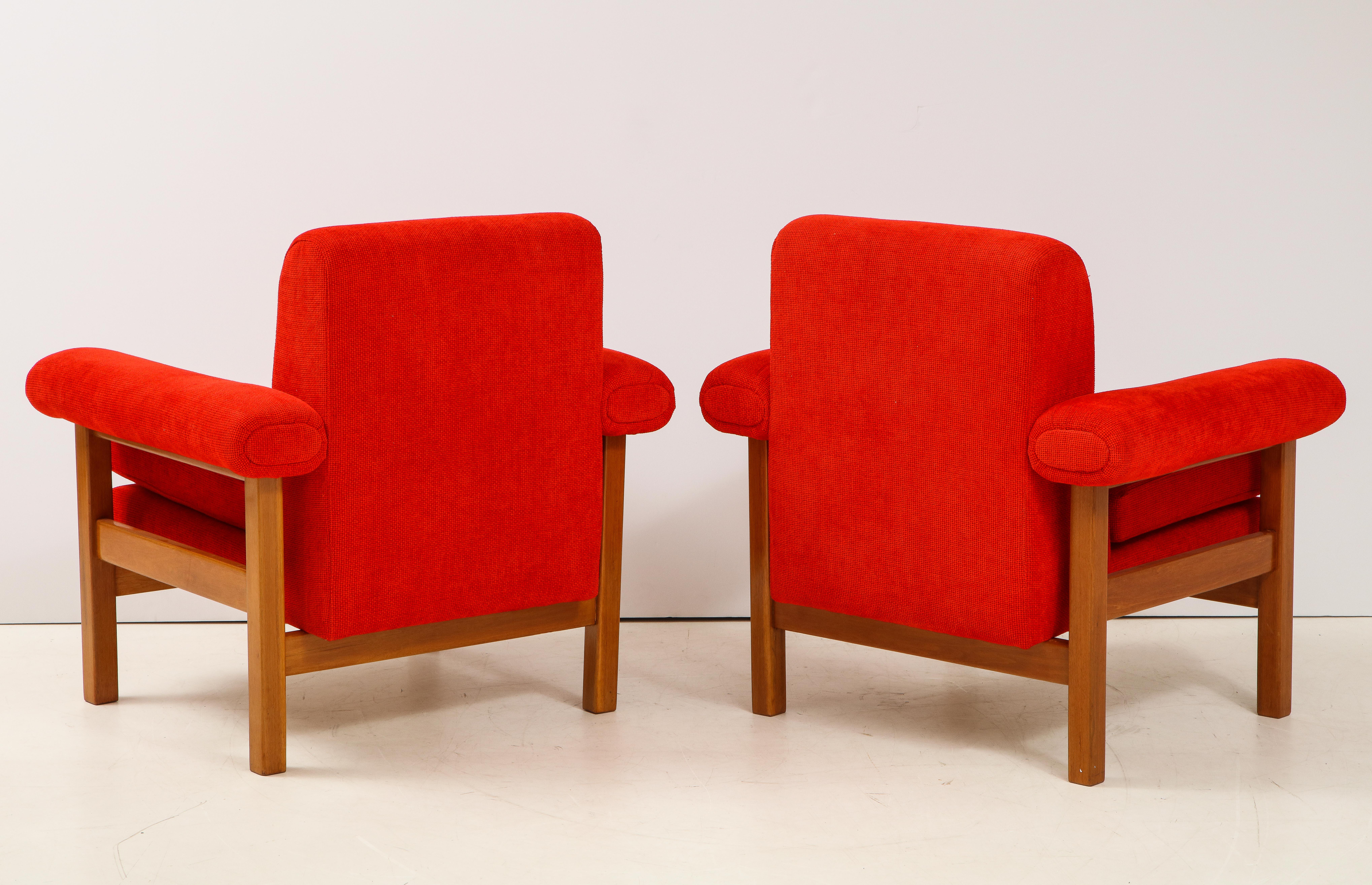 Pair of Oak Upholstered Armchairs by Raffaella Crespi For Sale 5