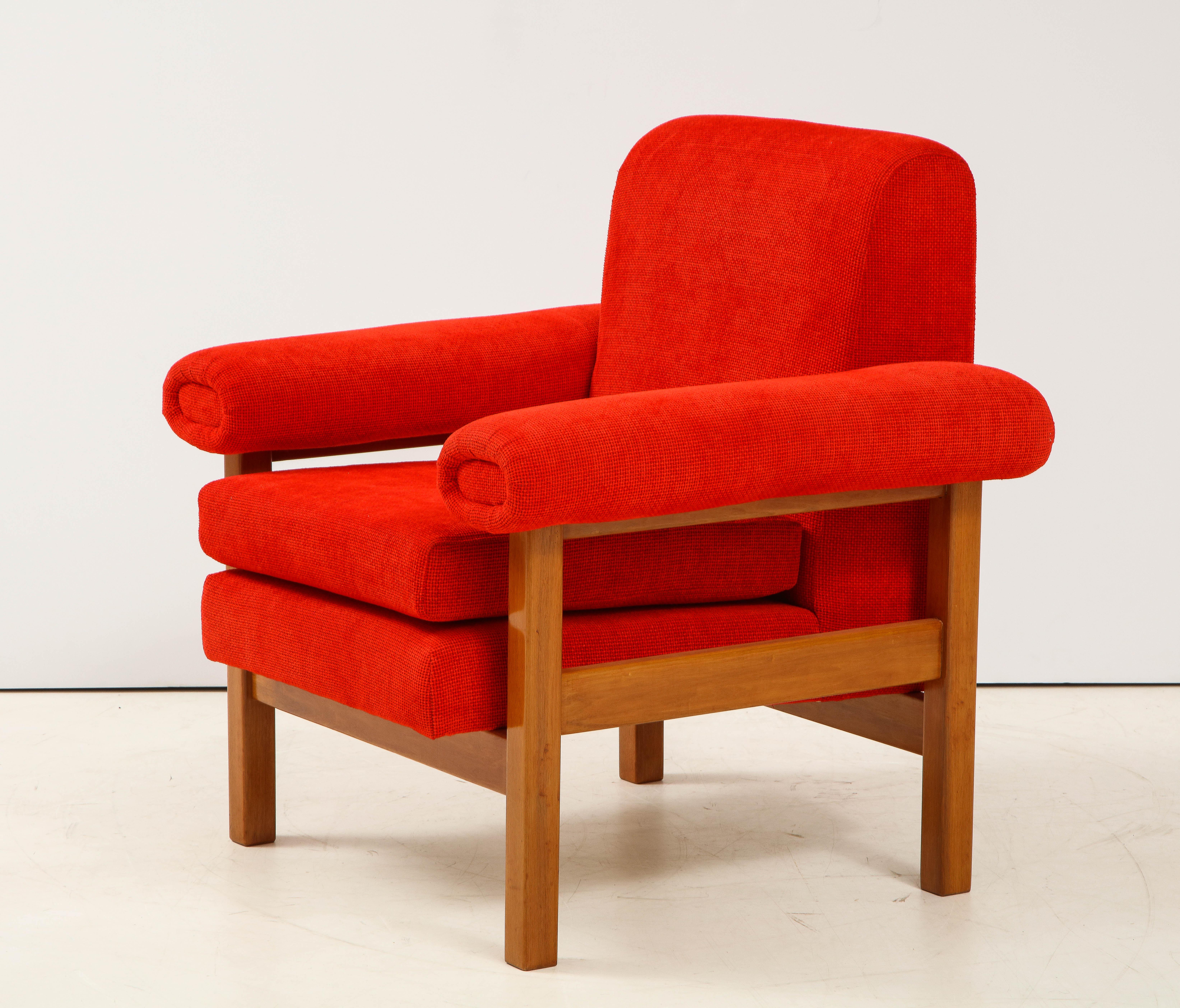 Mid-20th Century Pair of Oak Upholstered Armchairs by Raffaella Crespi For Sale