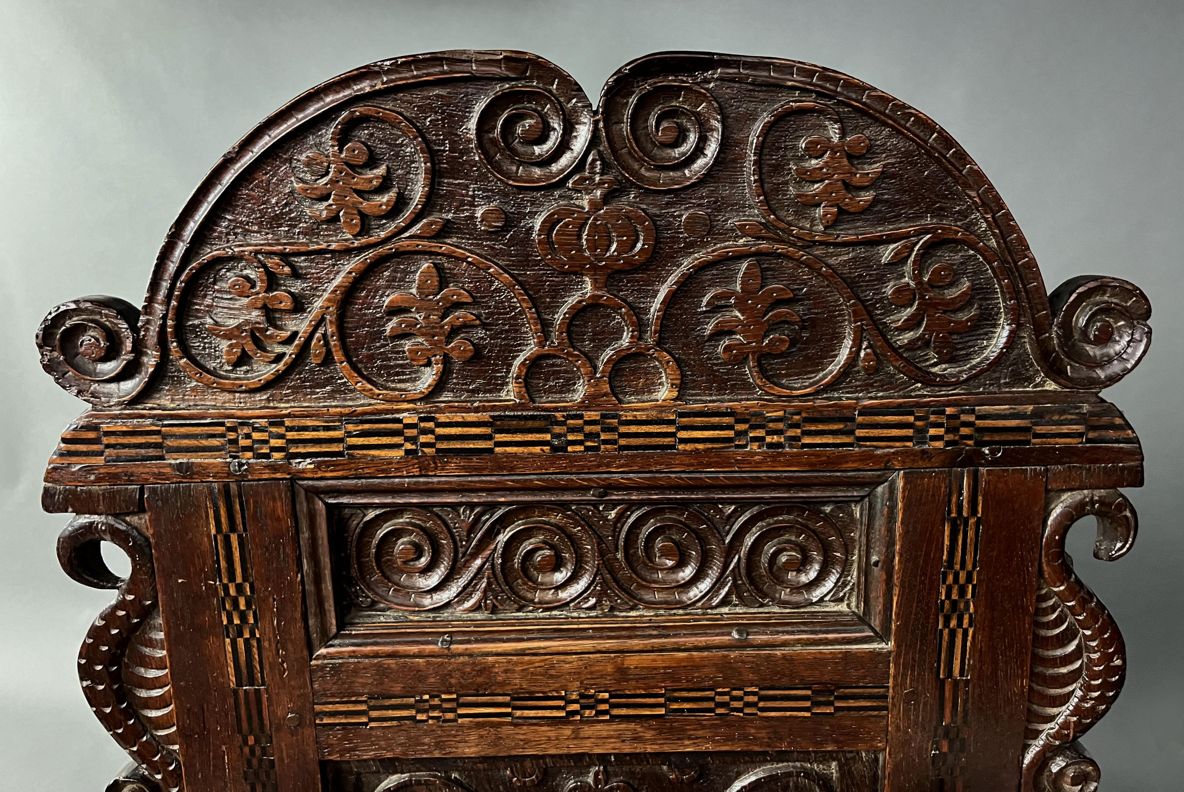Fin du XVIIe siècle Paire de chaises Wainscot en chêne en vente