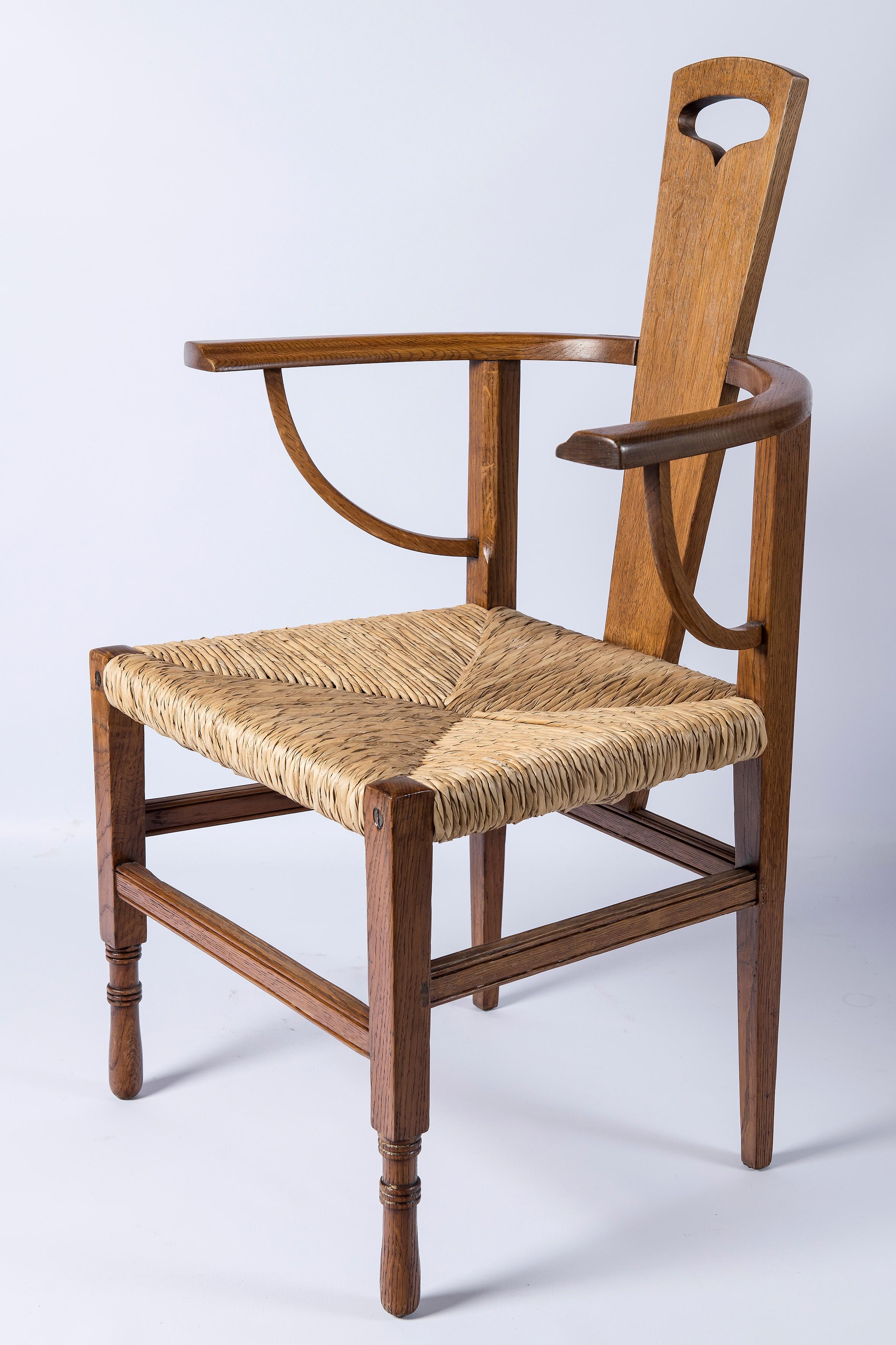 Scottish Pair of Oak Wood Armchairs, Attributed to George Walton, Scotland, circa 1890 For Sale