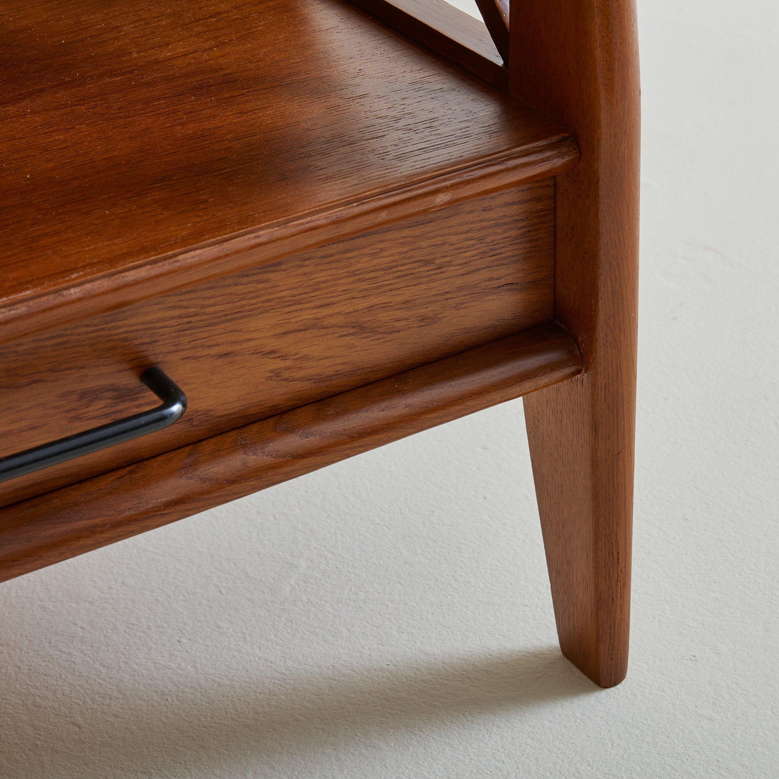 Wood Pair of Oak X Detail Nightstands, France 1950s For Sale