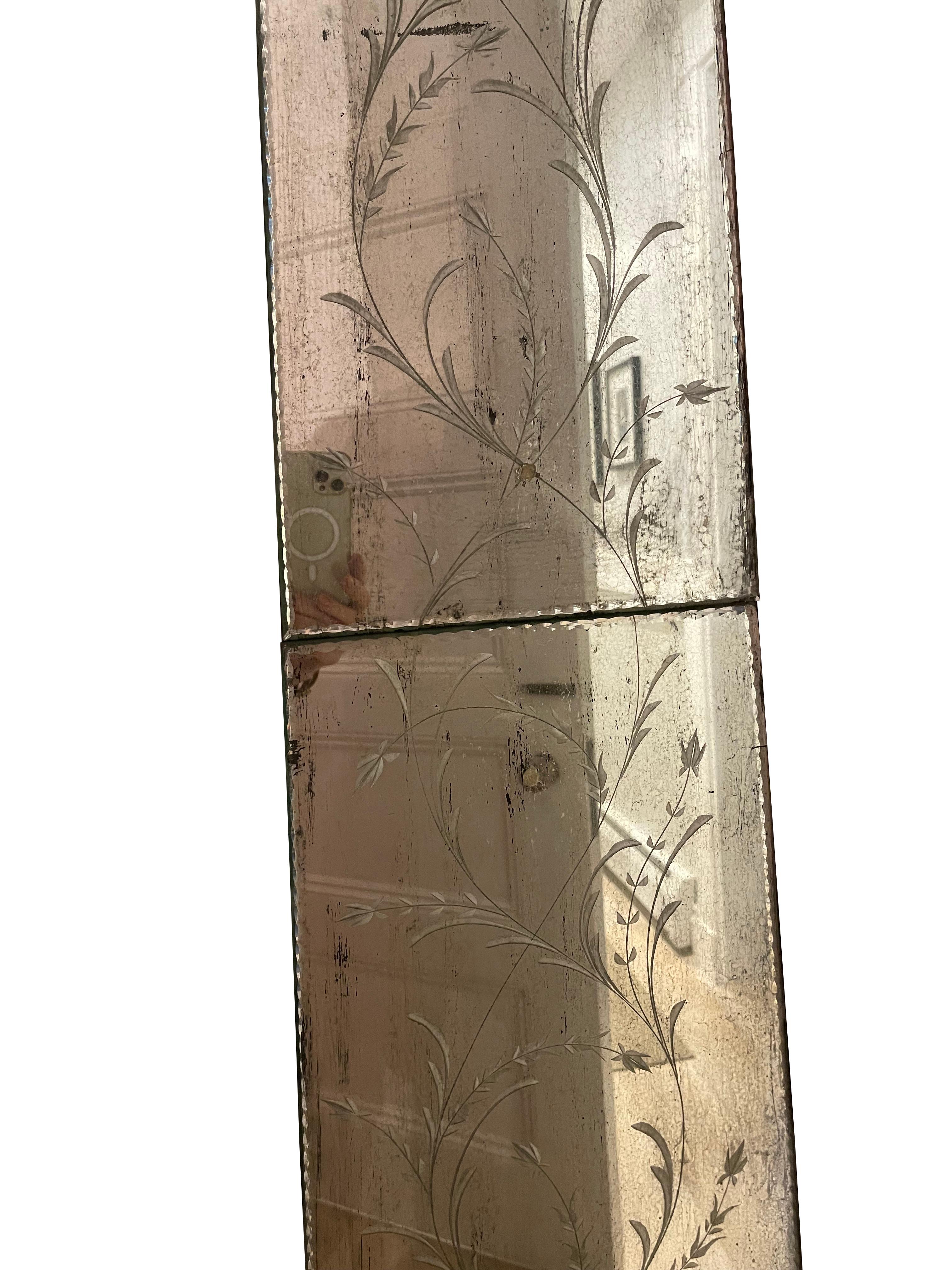Pair of Obelisk Mirrored Panels with Botanical Etchings In Good Condition In Essex, MA