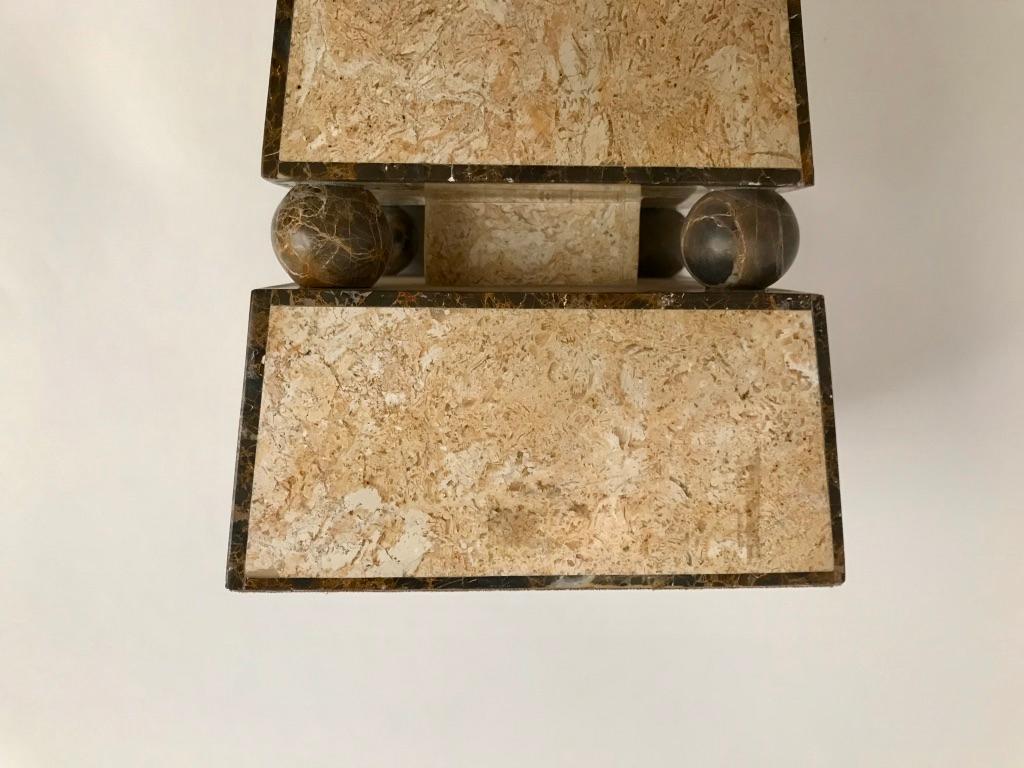 Pair of Maitland Smith Style Obelisks with Travertine and Marble Veneer For Sale 7