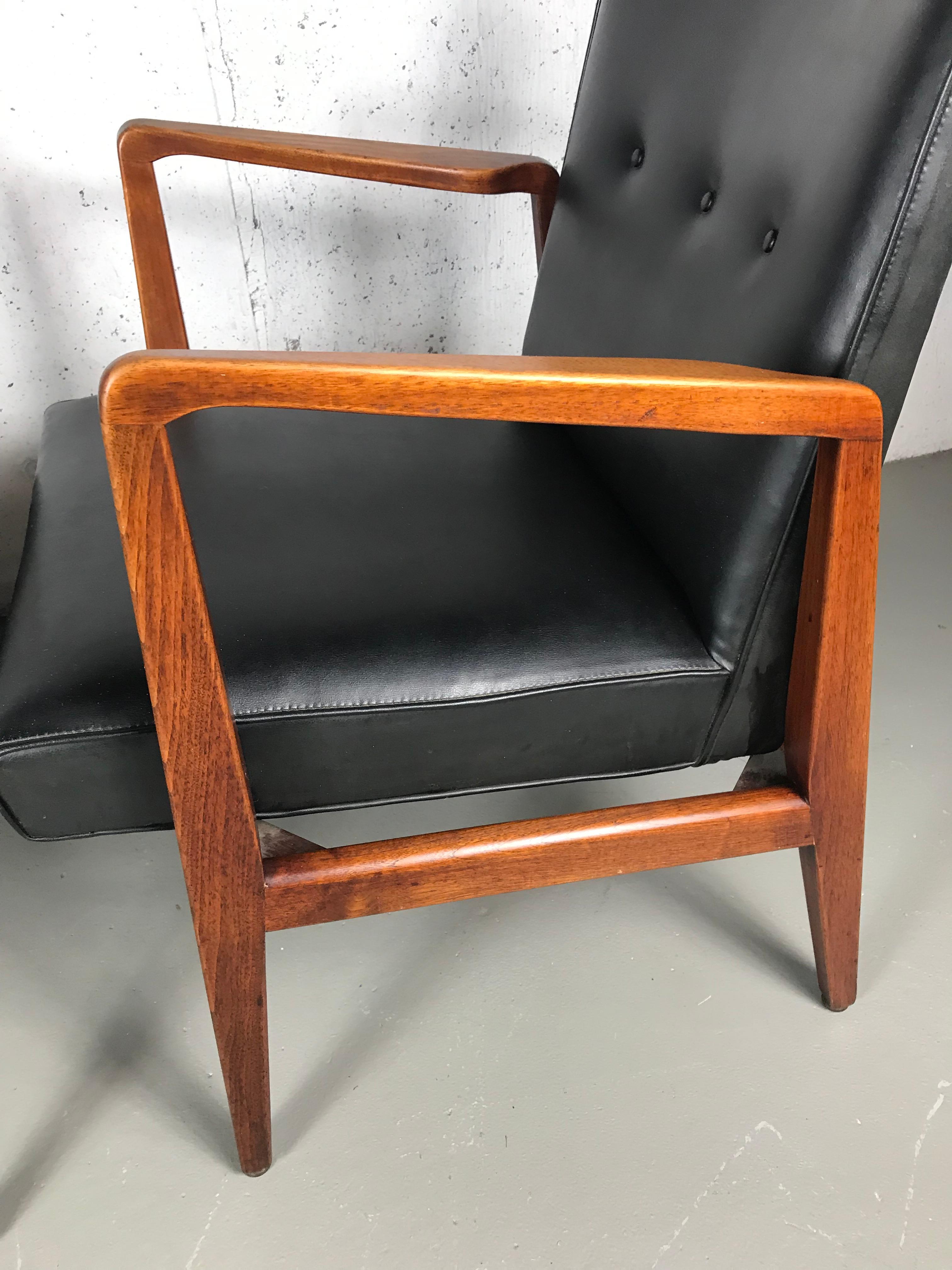 Pair of Occasional Lounge Chairs by Jens Risom Walnut and Black Vinyl Original 2