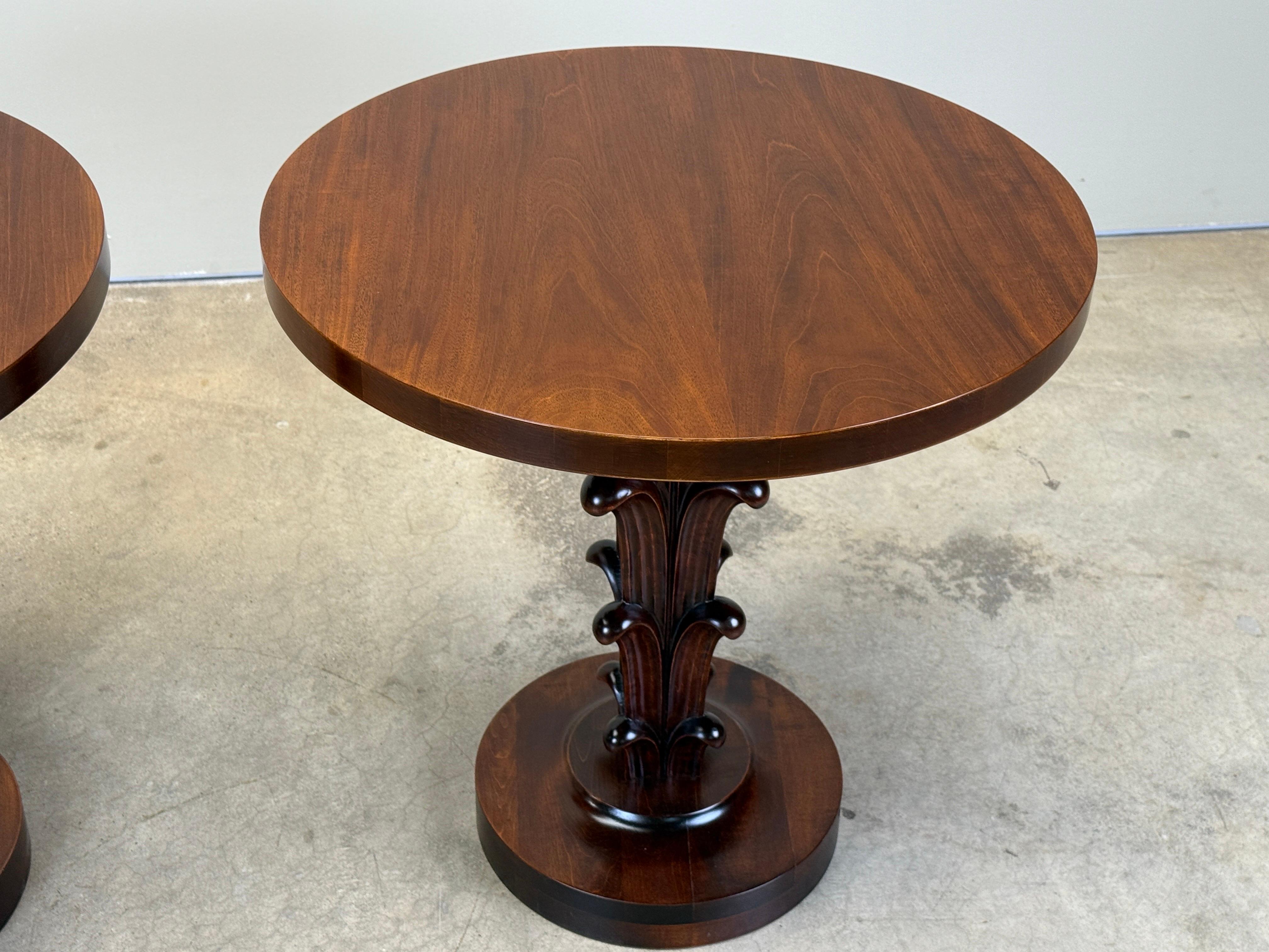 Paire de tables d'appoint par John Stuart en vente 5