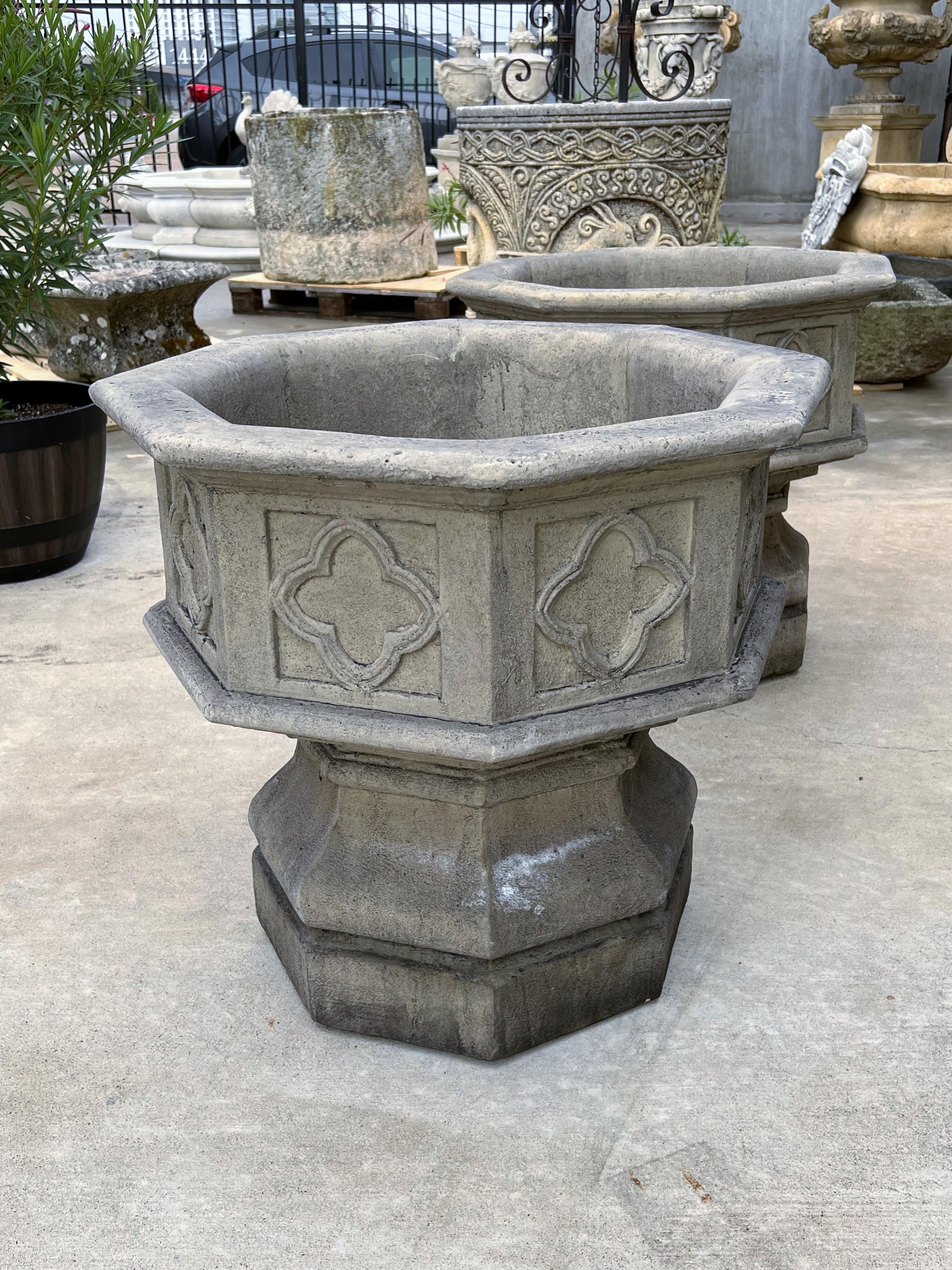 Cast Stone Pair of Octagonal Quatrefoil Cast Garden Planters from France