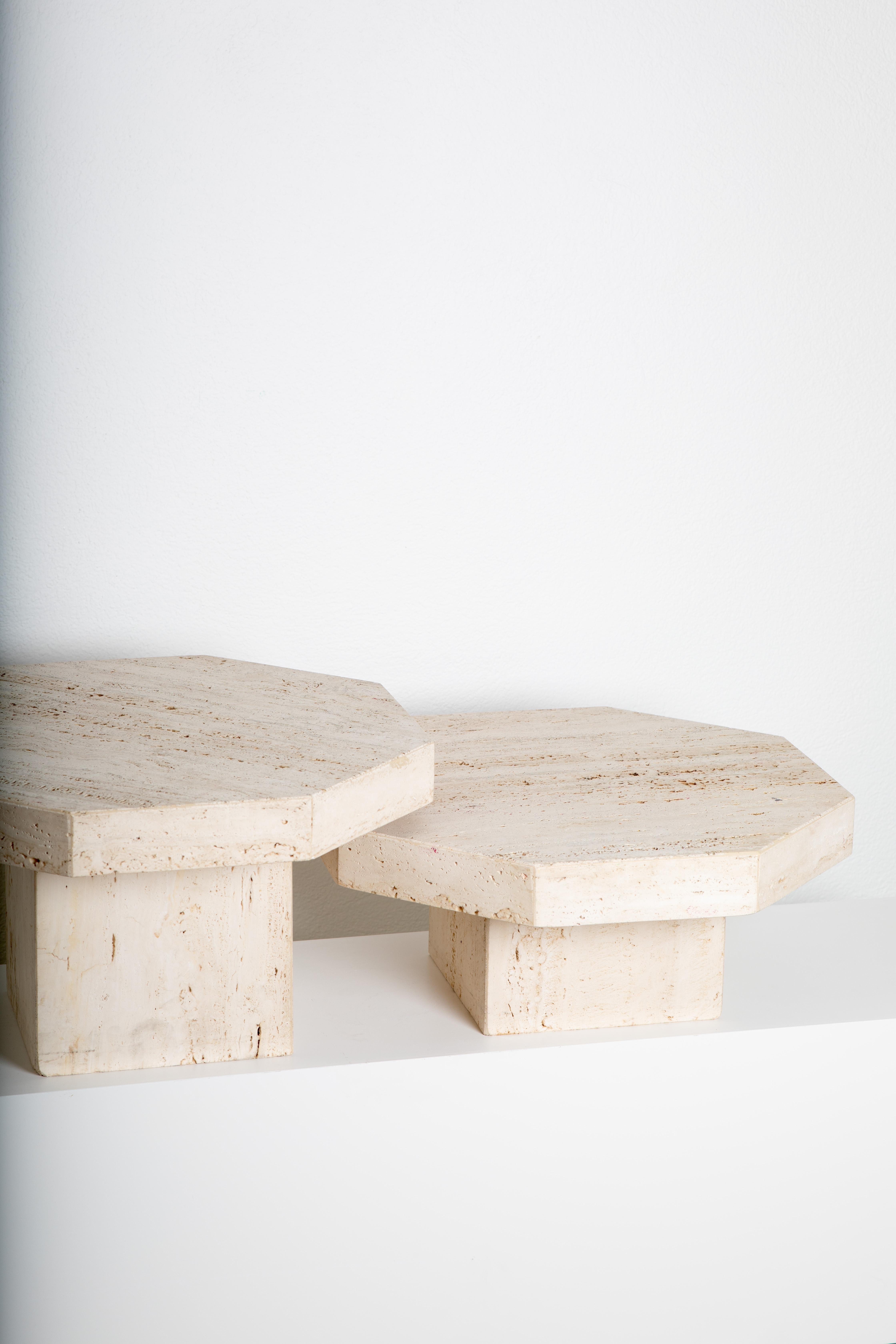 Late 20th Century Pair of Octogonal Travertine Tables For Sale