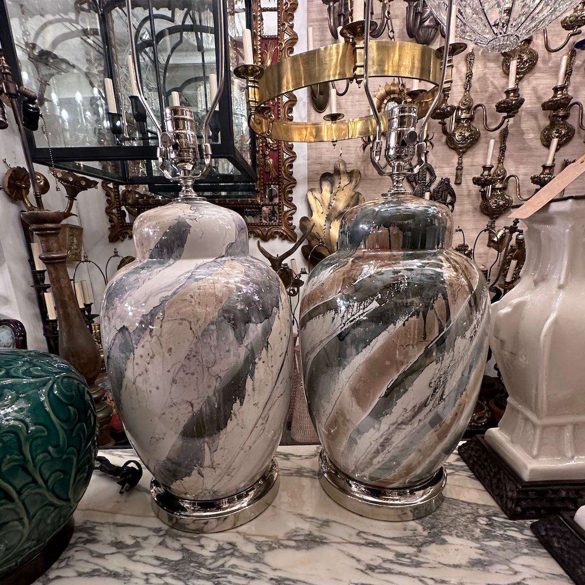 Milieu du XXe siècle Paire de lampes de table en verre d'art en vente