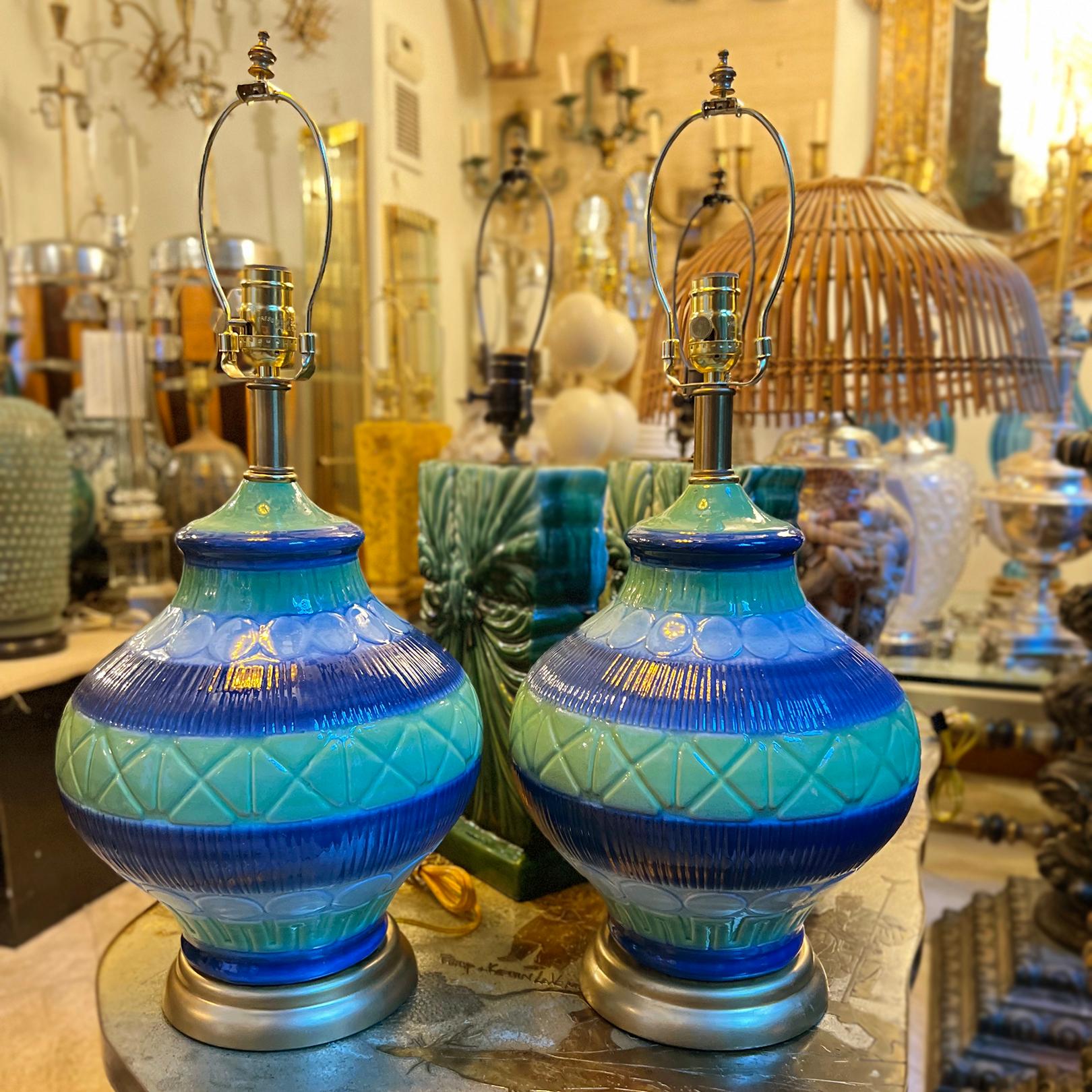 Pair of of Blue Porcelain Lamps For Sale 1