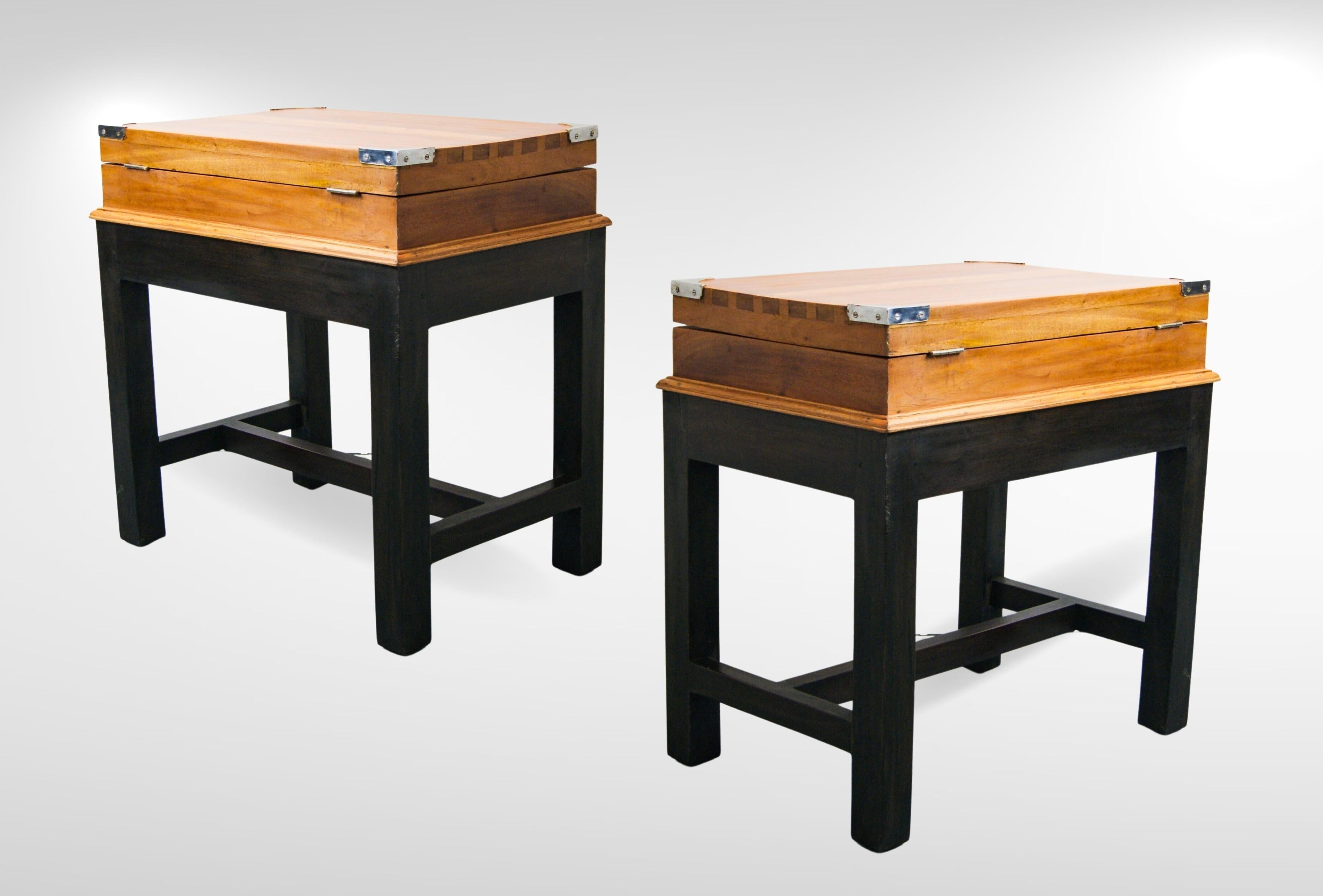 20th Century Pair of of Georgian style Ebonized Lift-Top End Tables with Steel Corners For Sale