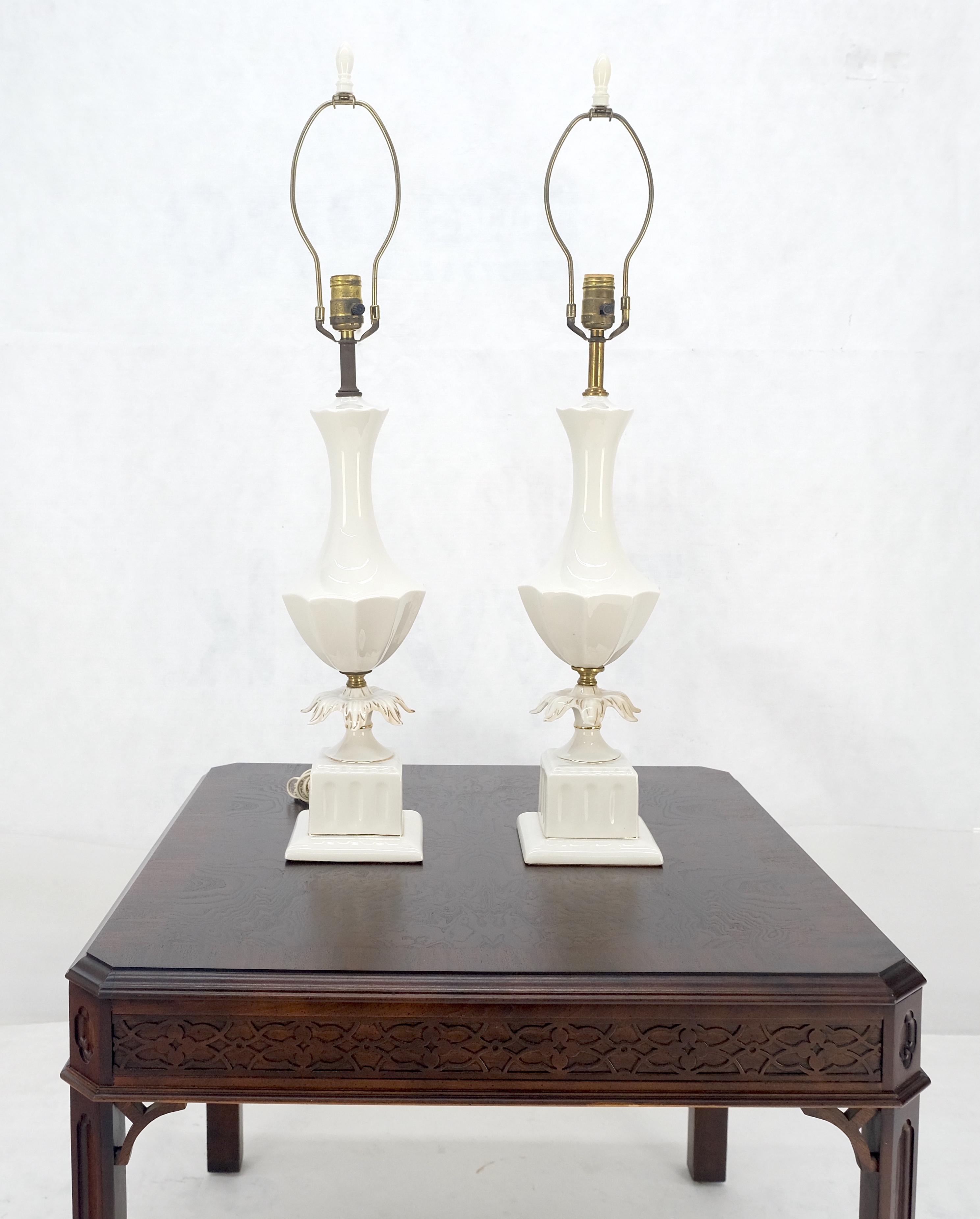 Mid-Century Modern Pair of Off White Ceramic c1960s Lotus & Vase Style Table Lamps MINT For Sale