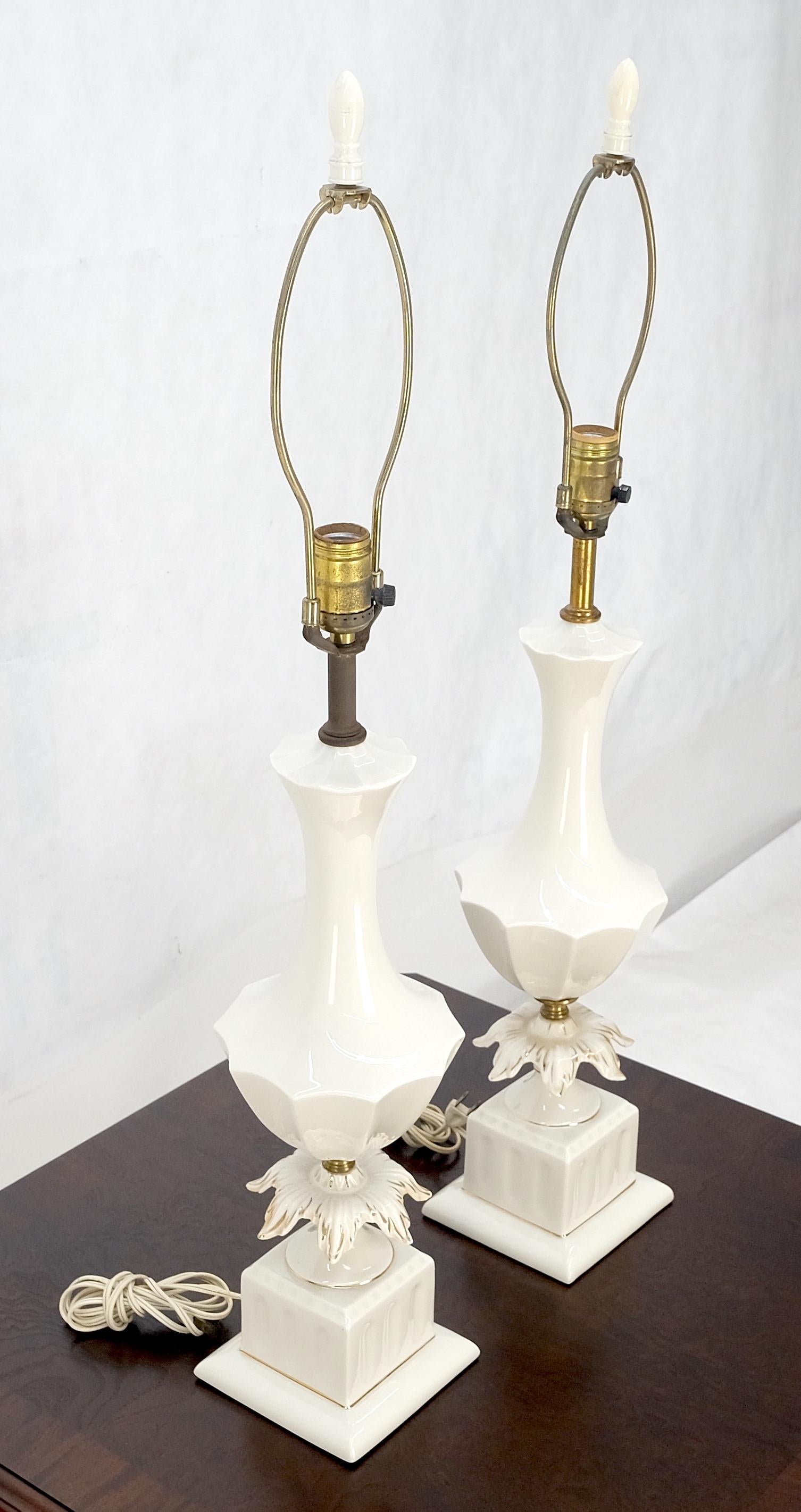 Pair of Off White Ceramic c1960s Lotus & Vase Style Table Lamps MINT For Sale 1