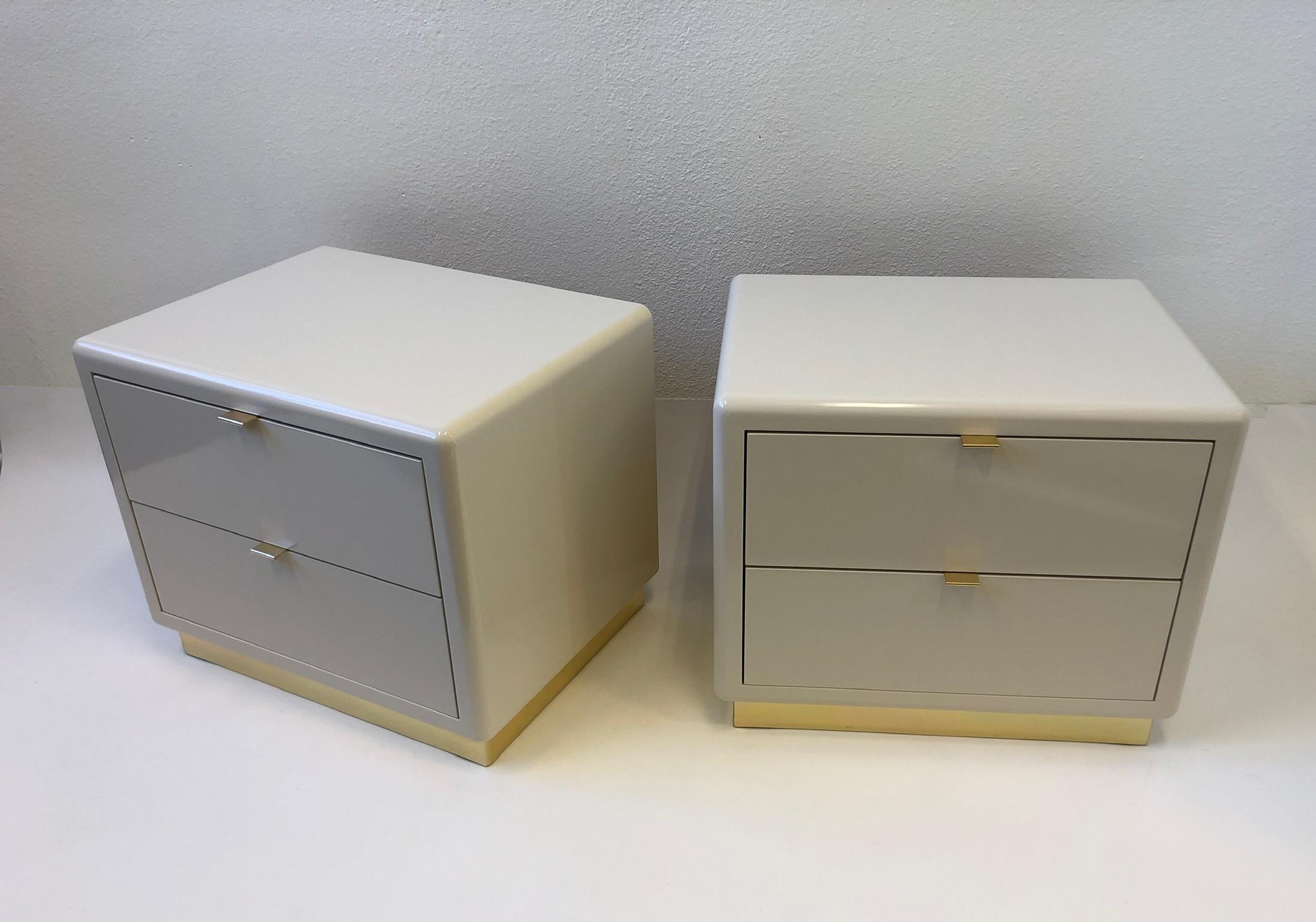 Pair of off White Lacquered and Brass Nightstands by Steve Chase 3