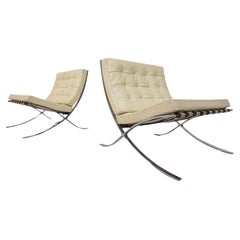 Vintage Pair of Off-White Leather Barcelona Chairs by Mies Van Der Rohe for Knoll