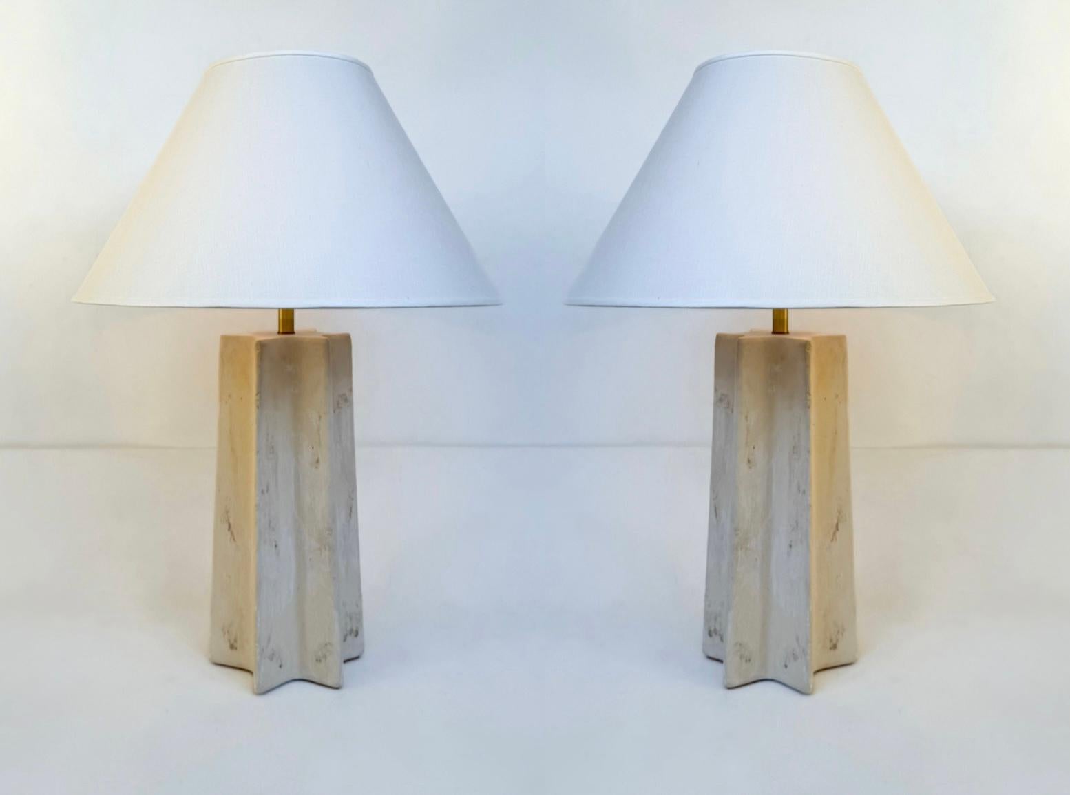 Pair of Off White Star Shape Table Lamps by Michael Taylor In Good Condition For Sale In Palm Springs, CA