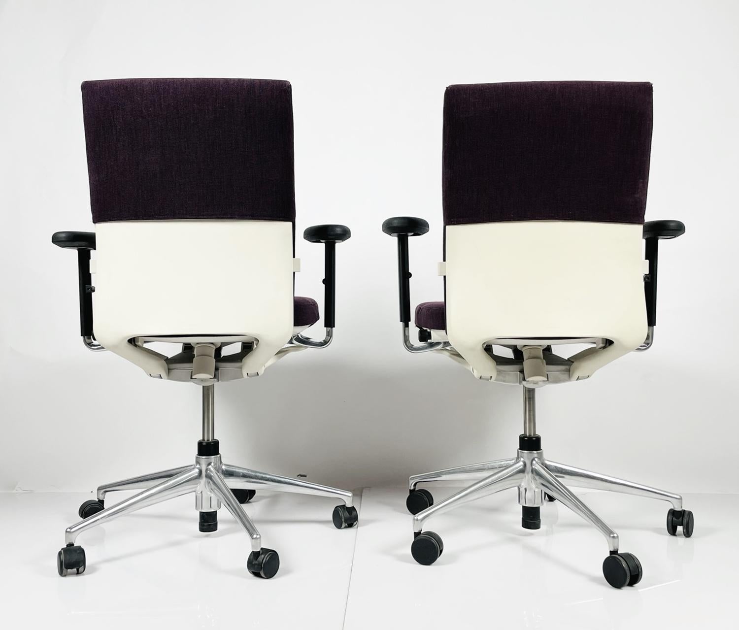 Modern Pair of Office Chairs by Antonio Citterio for Vitra For Sale