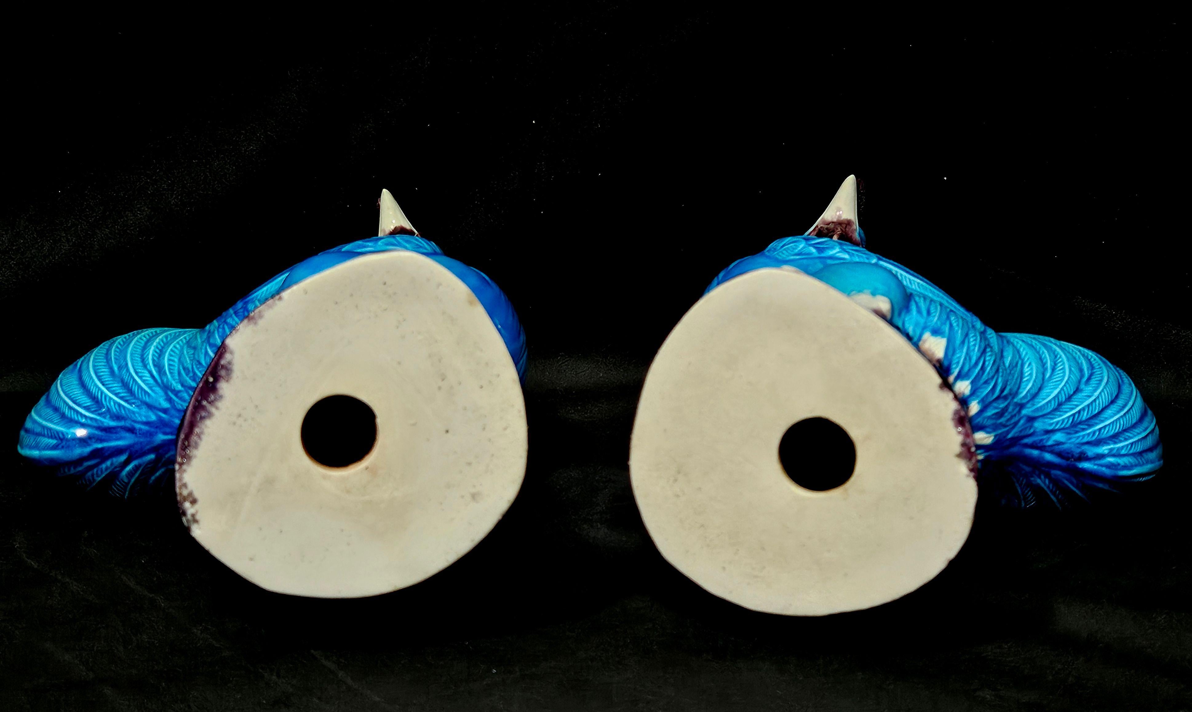 Pair of Old Blue Glazed Chinese Ceramic Rooster Figures in vendita 2