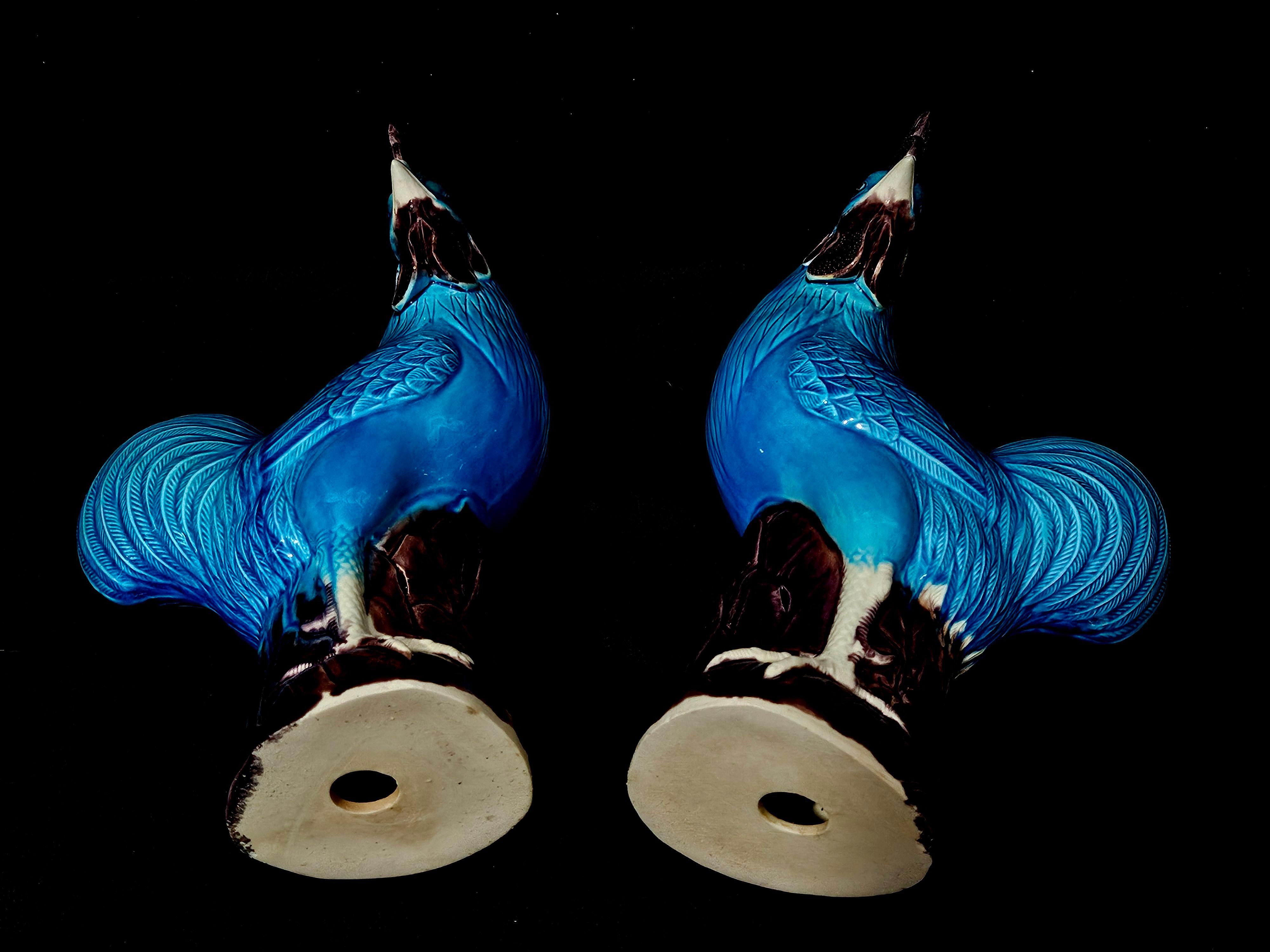 Pair of Old Blue Glazed Chinese Ceramic Rooster Figures in vendita 1