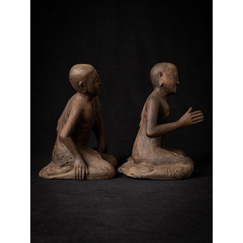 Pair of Old Burmese Monk Statues from Burma For Sale 1