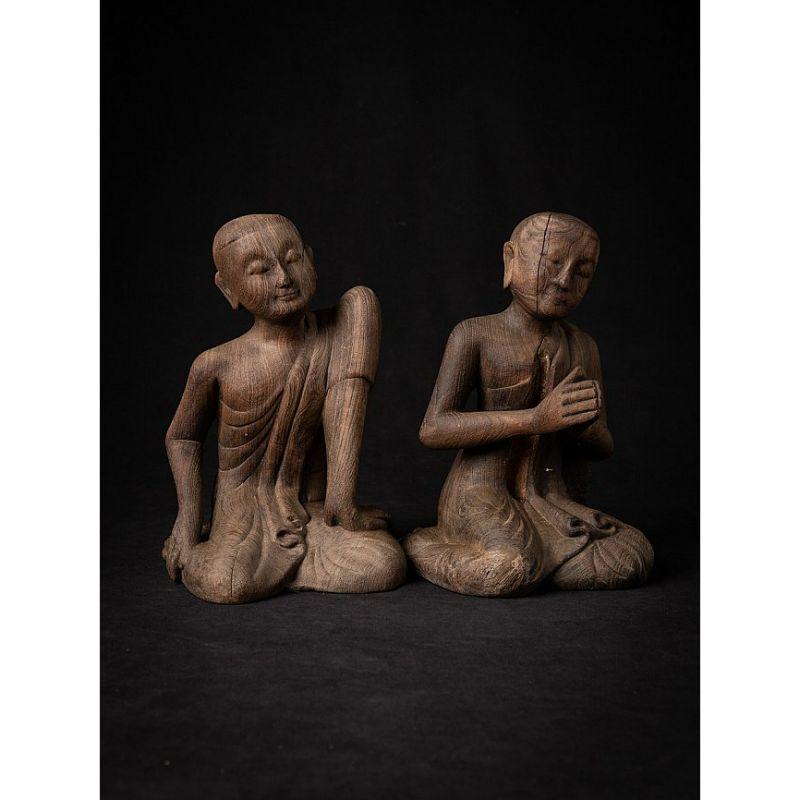 Pair of Old Burmese Monk Statues from Burma For Sale 2