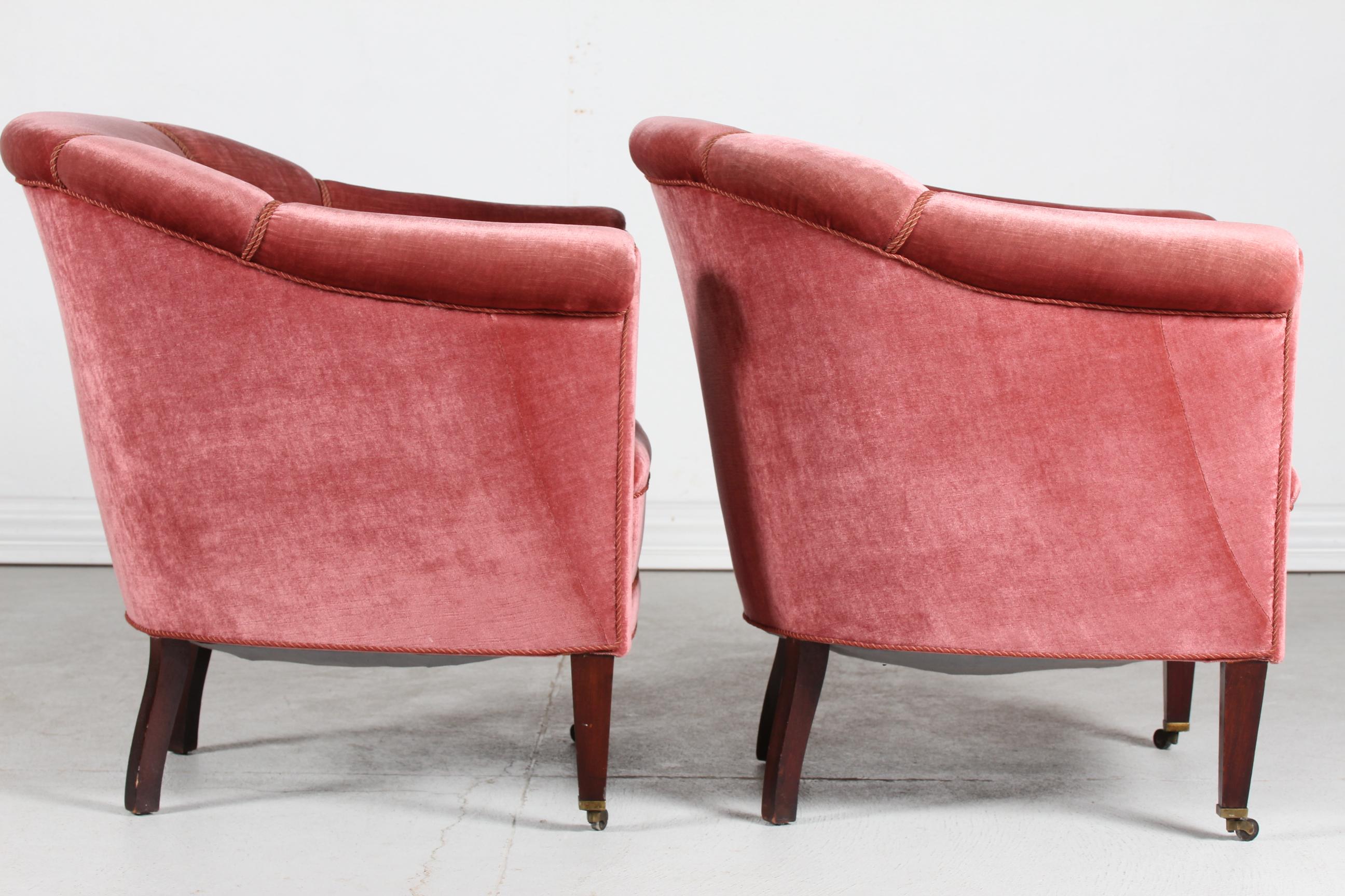 Pair of Old Danish Chesterfield Club Lounge Chairs Upholstered Pink Velvet 1920s 5