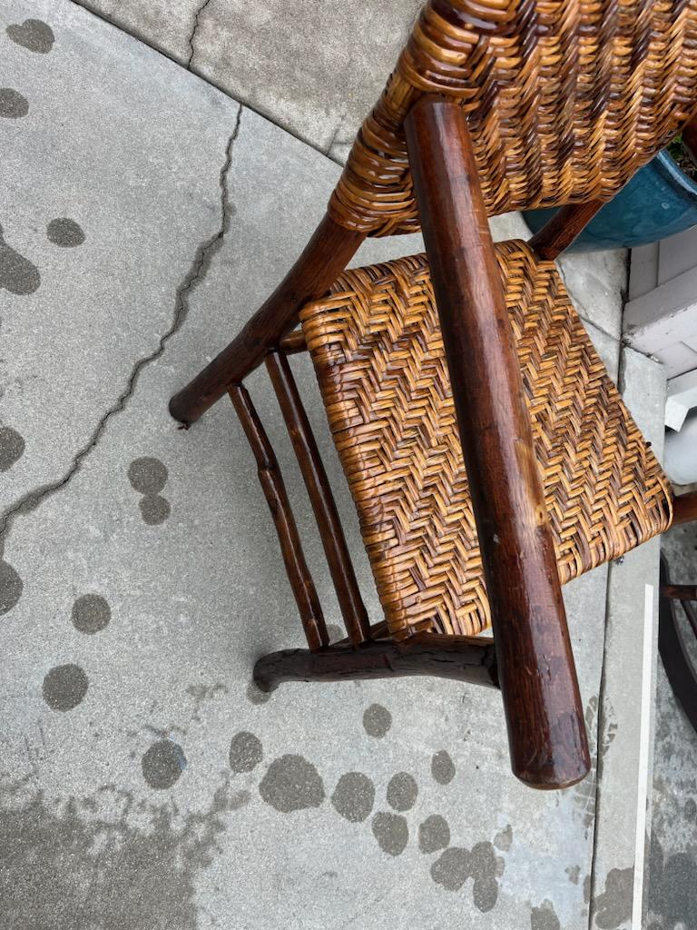 Noce americano Set di sedie e dondoli in legno di Old Hickory del 1930 in vendita