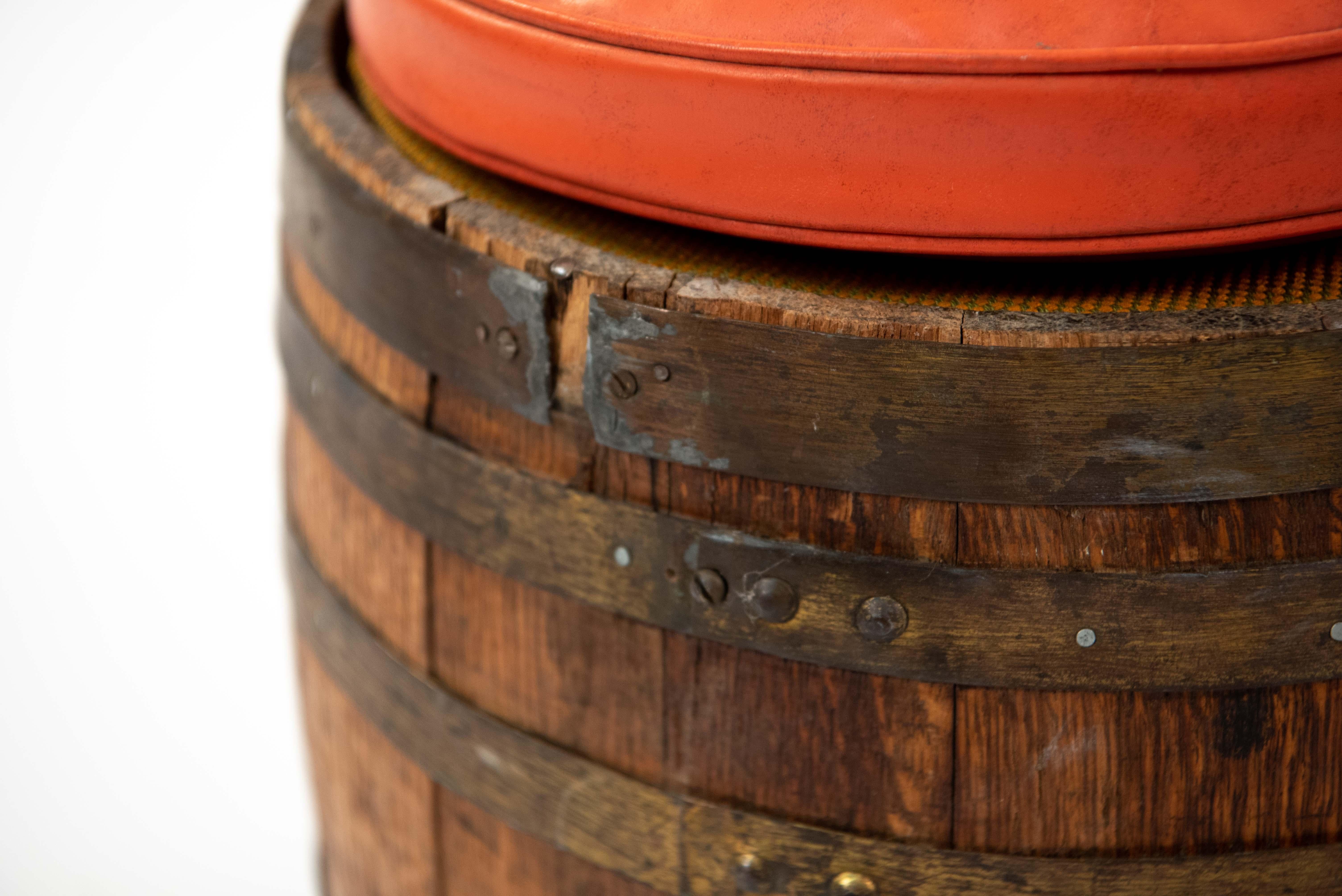 Pair of Old Hickory Barrel Stools In Good Condition In Norwalk, CT