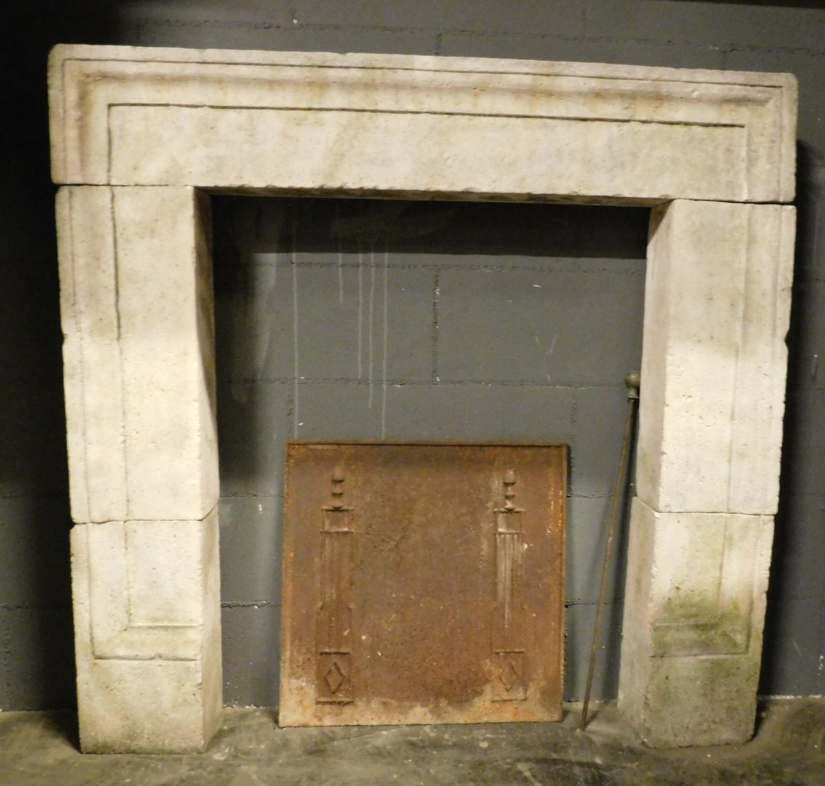 Antique pair of similar fireplaces, mantel frame of fireplaces, hand-carved in stone from Aquitaine, simple but refined geometric shape, built in the 18th century Italy.
Beautiful in pairs, of the same shape but slightly different size, ideal for
