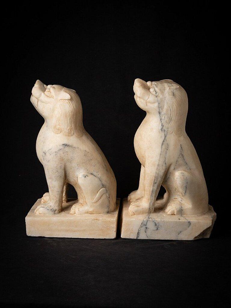 Pair of Old Marble Lion Statues from China 5