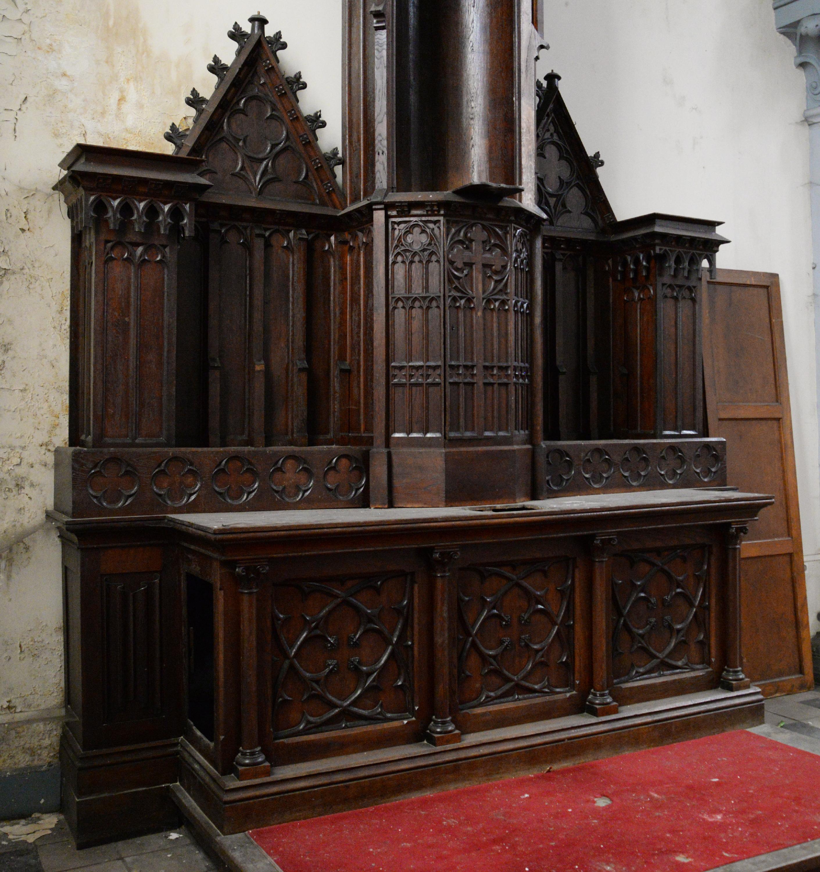 Gothic Revival Pair of Old Oak Church Altars in the Neo-Gothic Style For Sale