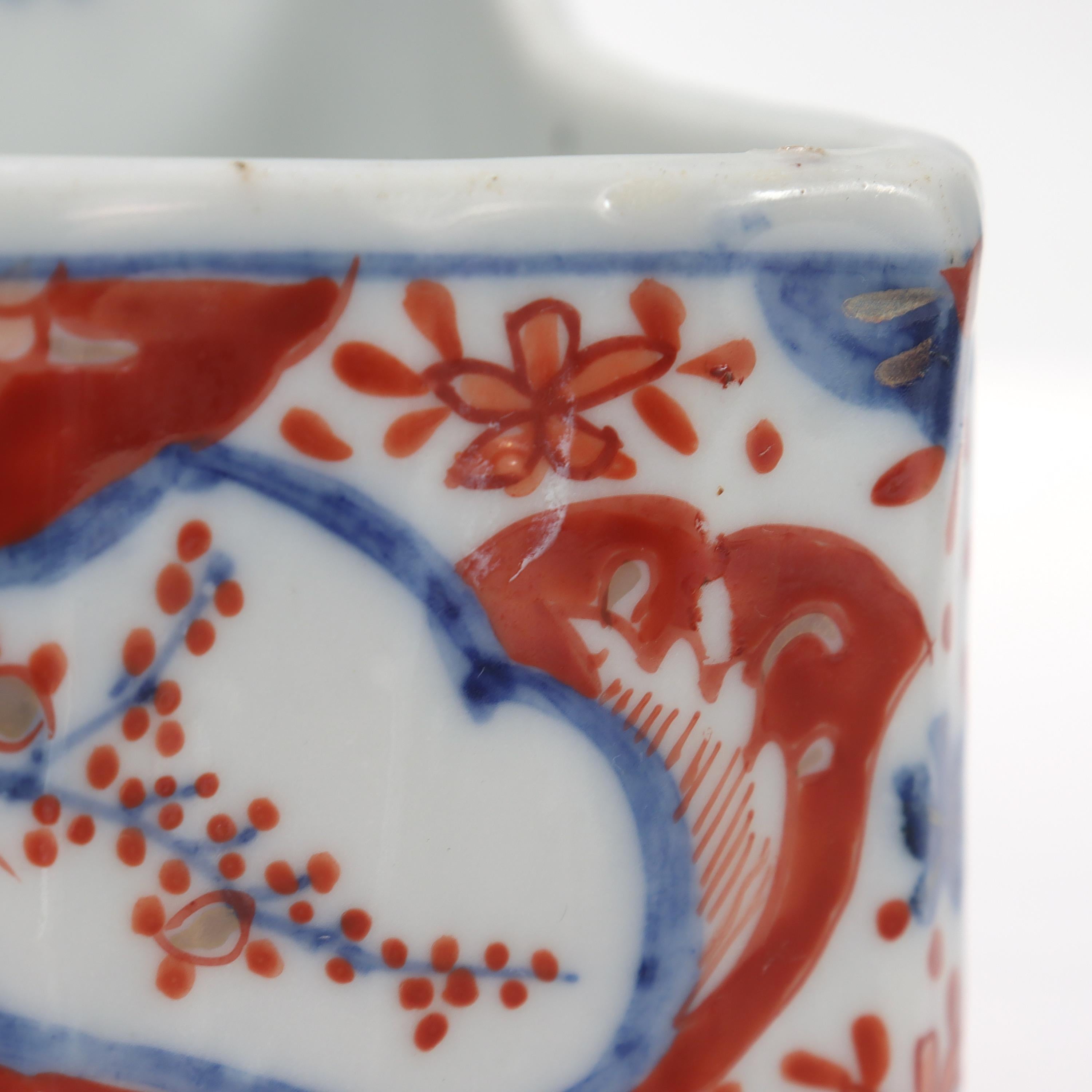 Paar alte oder antike japanische Seifenschalen aus Imari Porcelain im Angebot 5