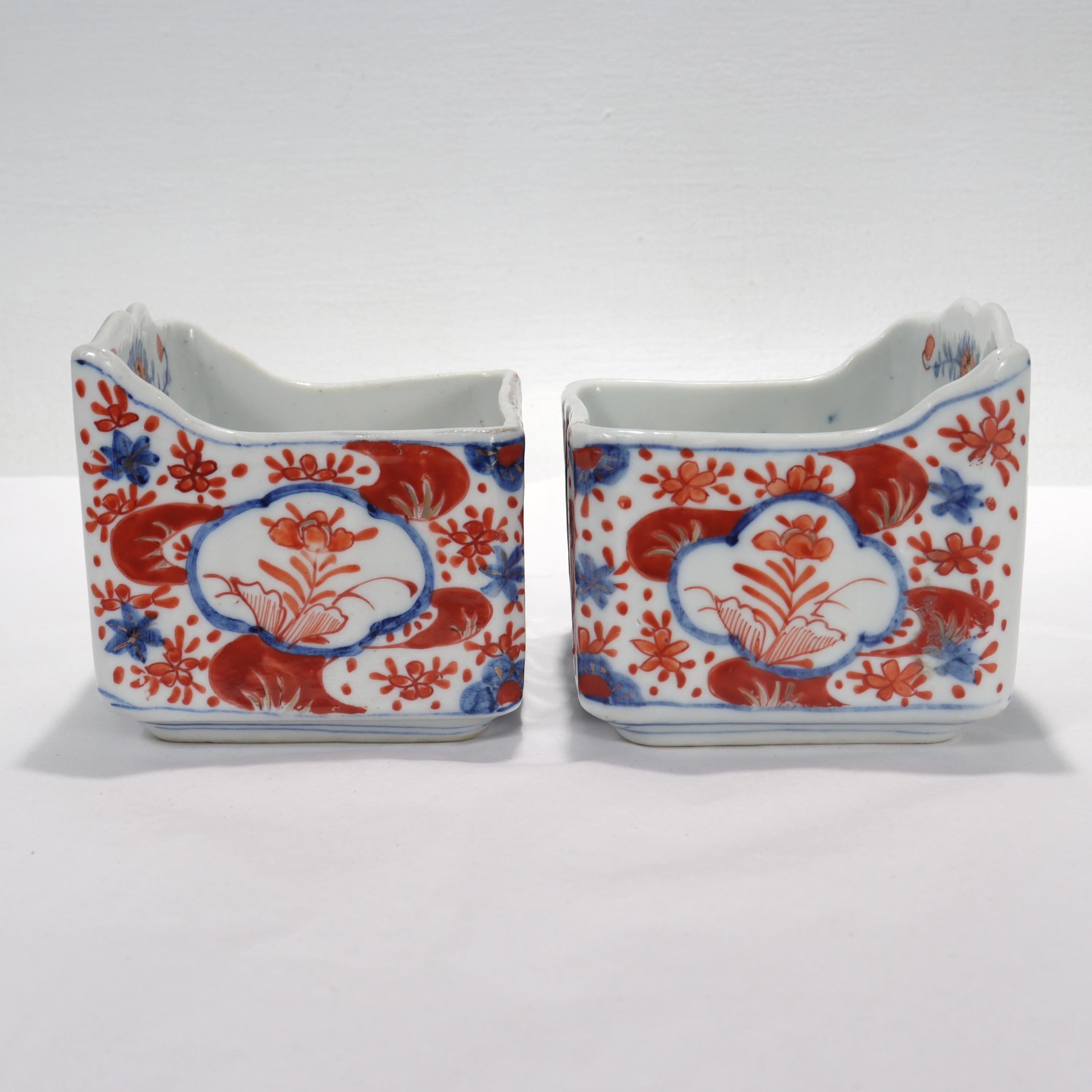 Pair of Old or Antique Japanese Imari Porcelain Soap Dishes For Sale 2
