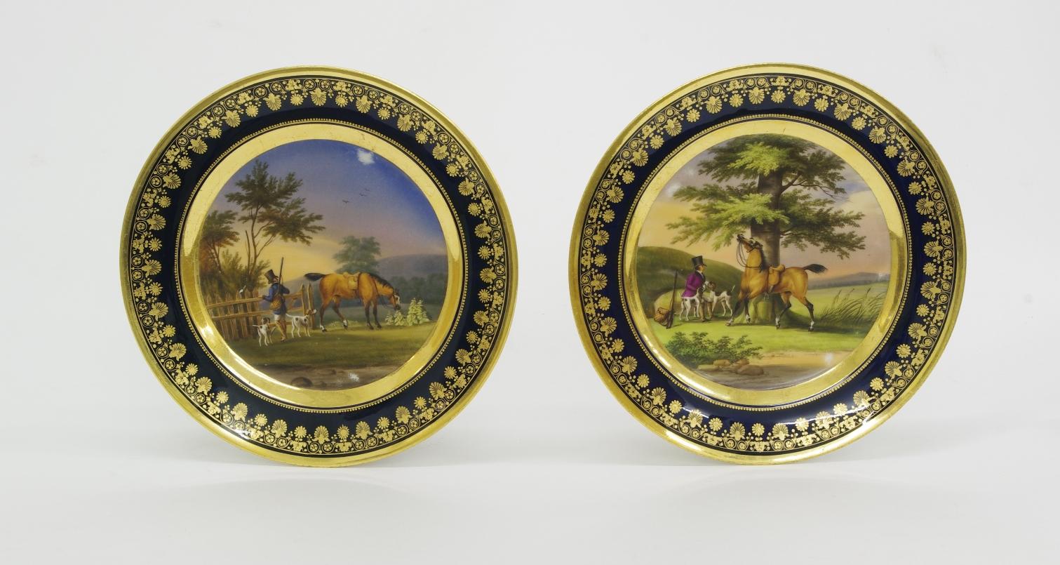 Pair of Old Pairs Porcelain Cabinet Plates, circa 1820 In Good Condition In St. Louis, MO