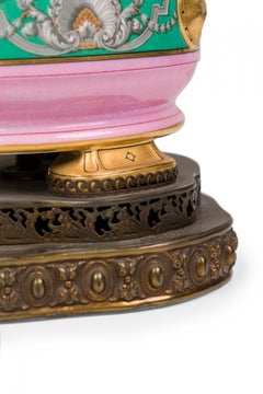 Pair of Old Paris French Victorian Style Porcelain Hand Painted Urn Table Lamps